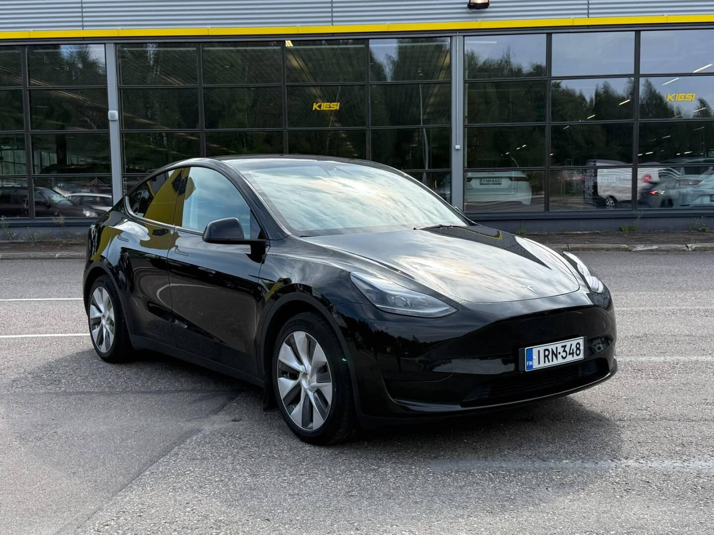Pienoiskuva 3: 2023 Tesla Model Y