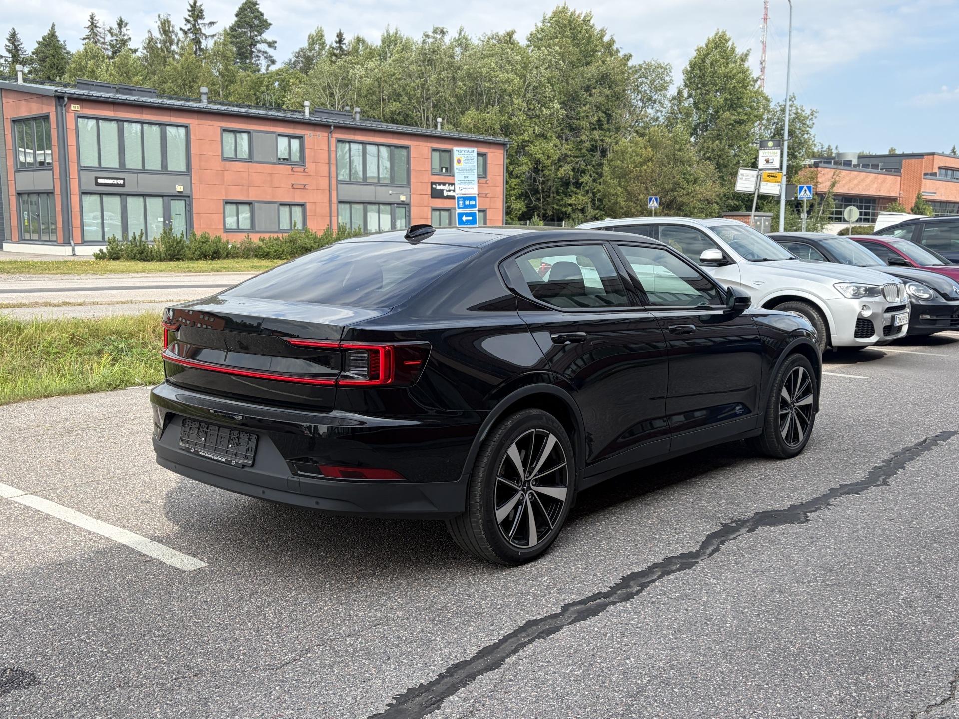 Näytä kaikki kuvat: 2022 Polestar 2