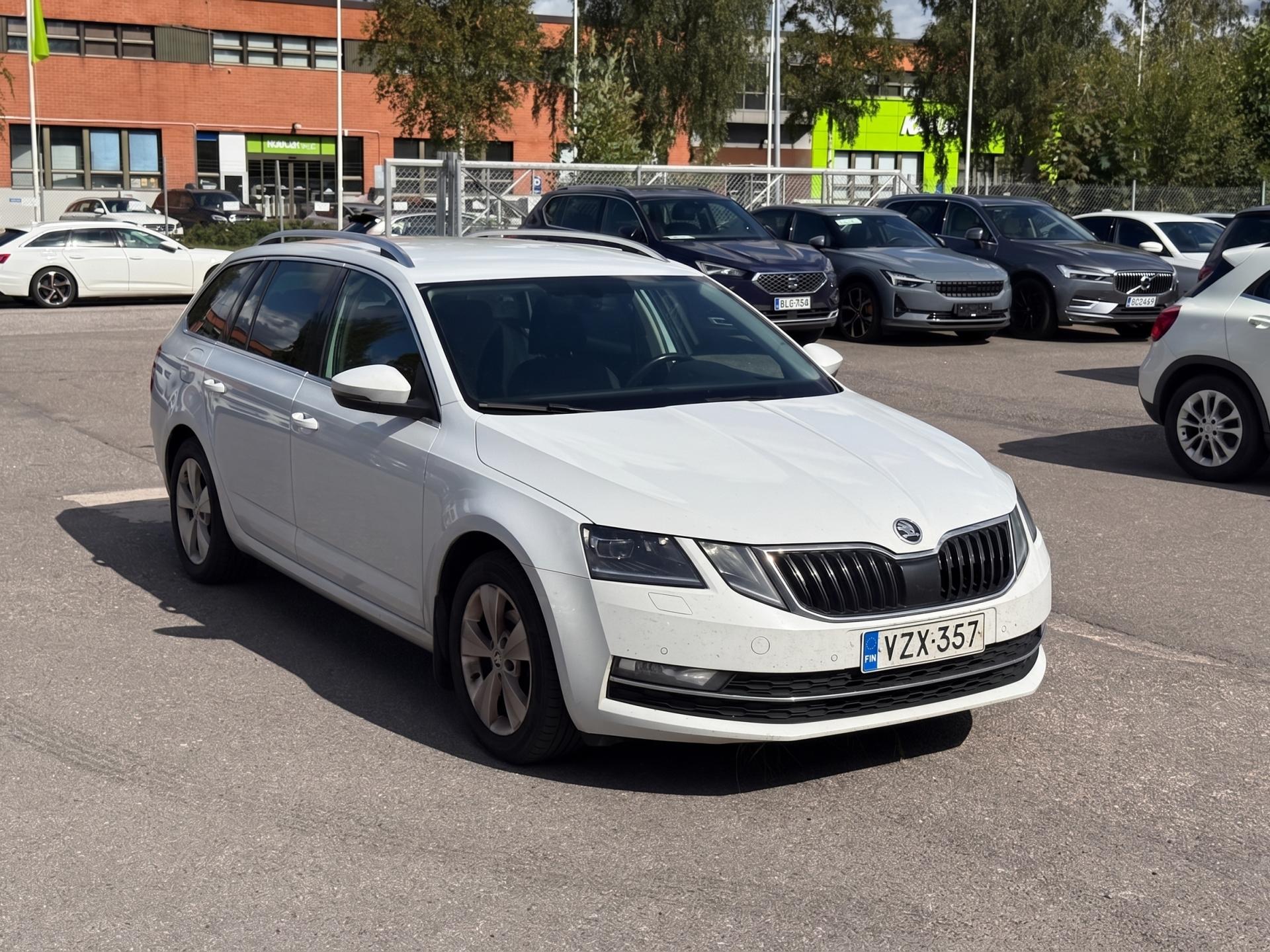 Pienoiskuva 3: 2018 Skoda Octavia