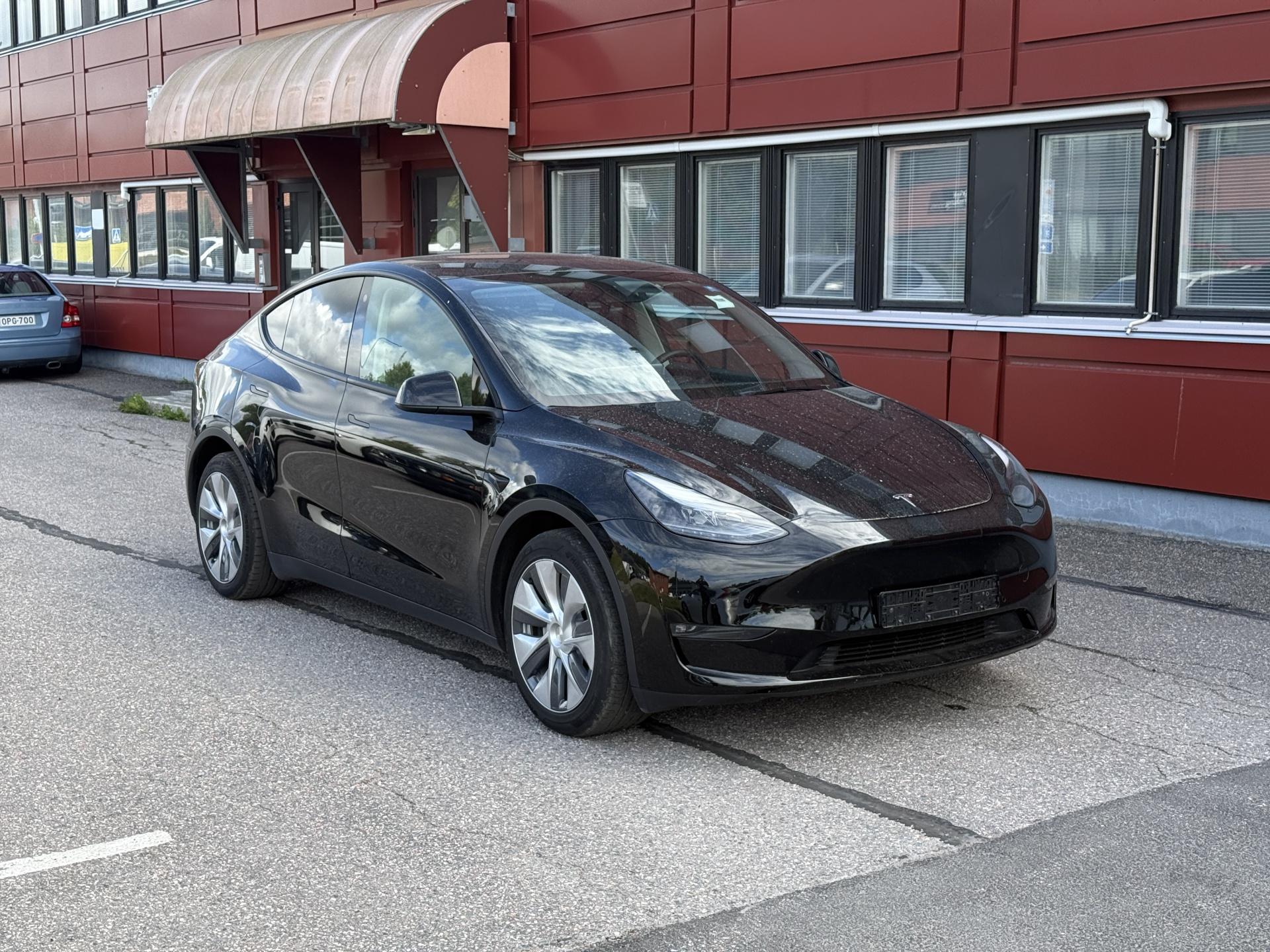Pienoiskuva 3: 2022 Tesla Model Y