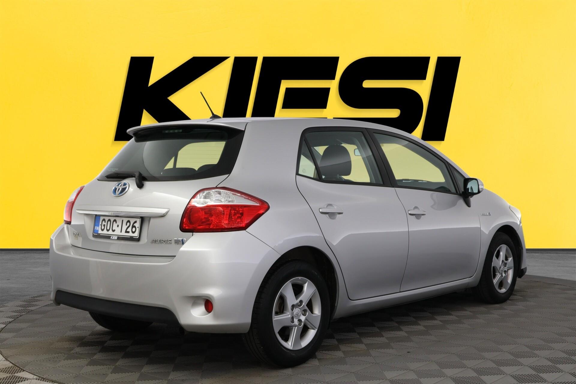 Toyota Auris 1,8 Hybrid HSD 5ov 2011, photo 3/27