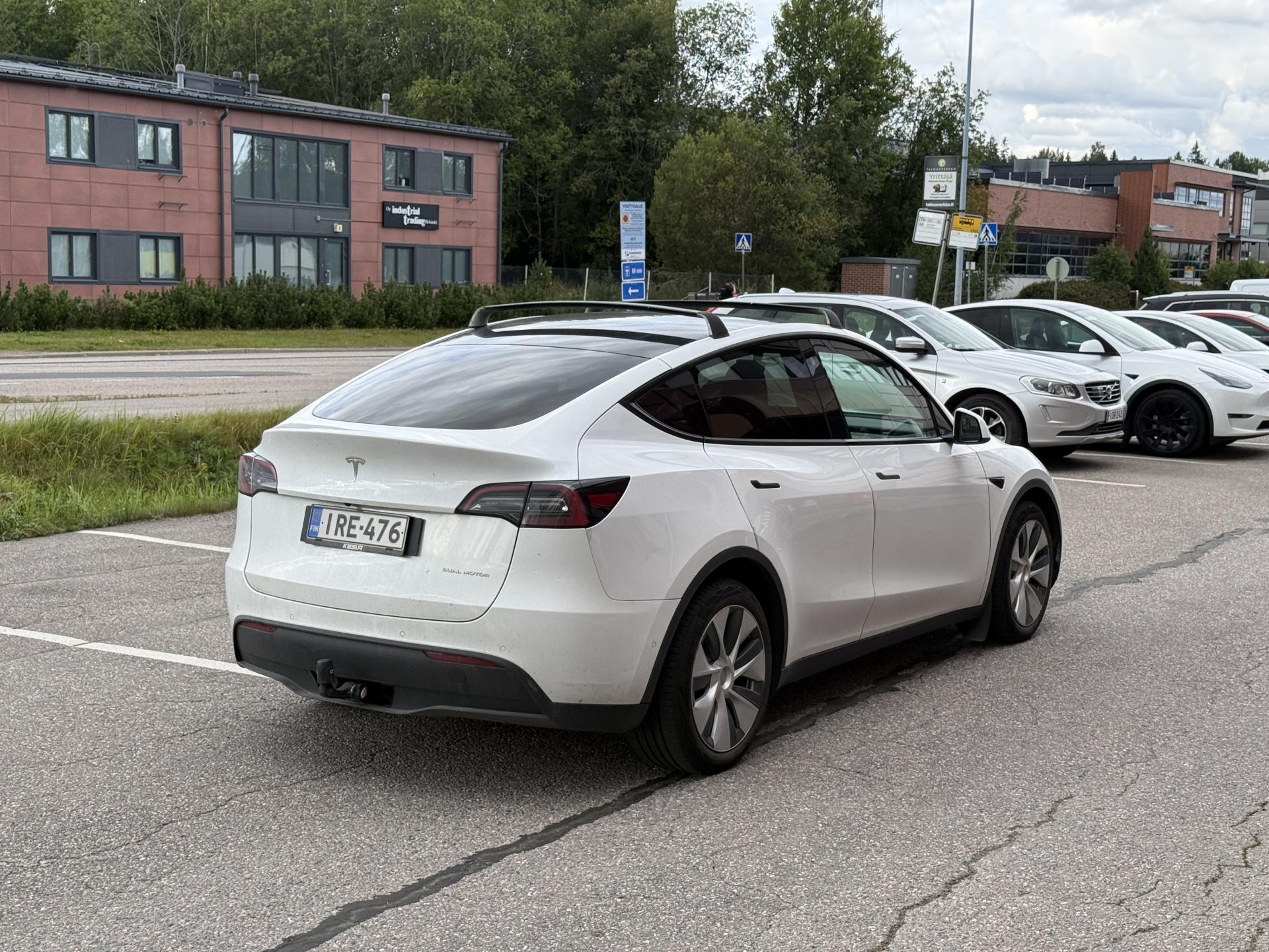 Pienoiskuva 3: 2021 Tesla Model Y