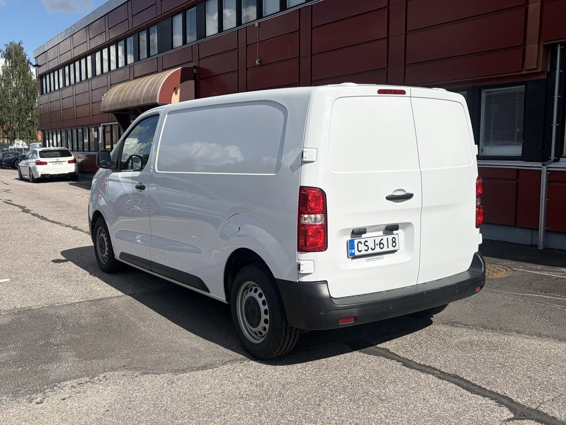 Näytä kaikki kuvat: 2025 Toyota Proace