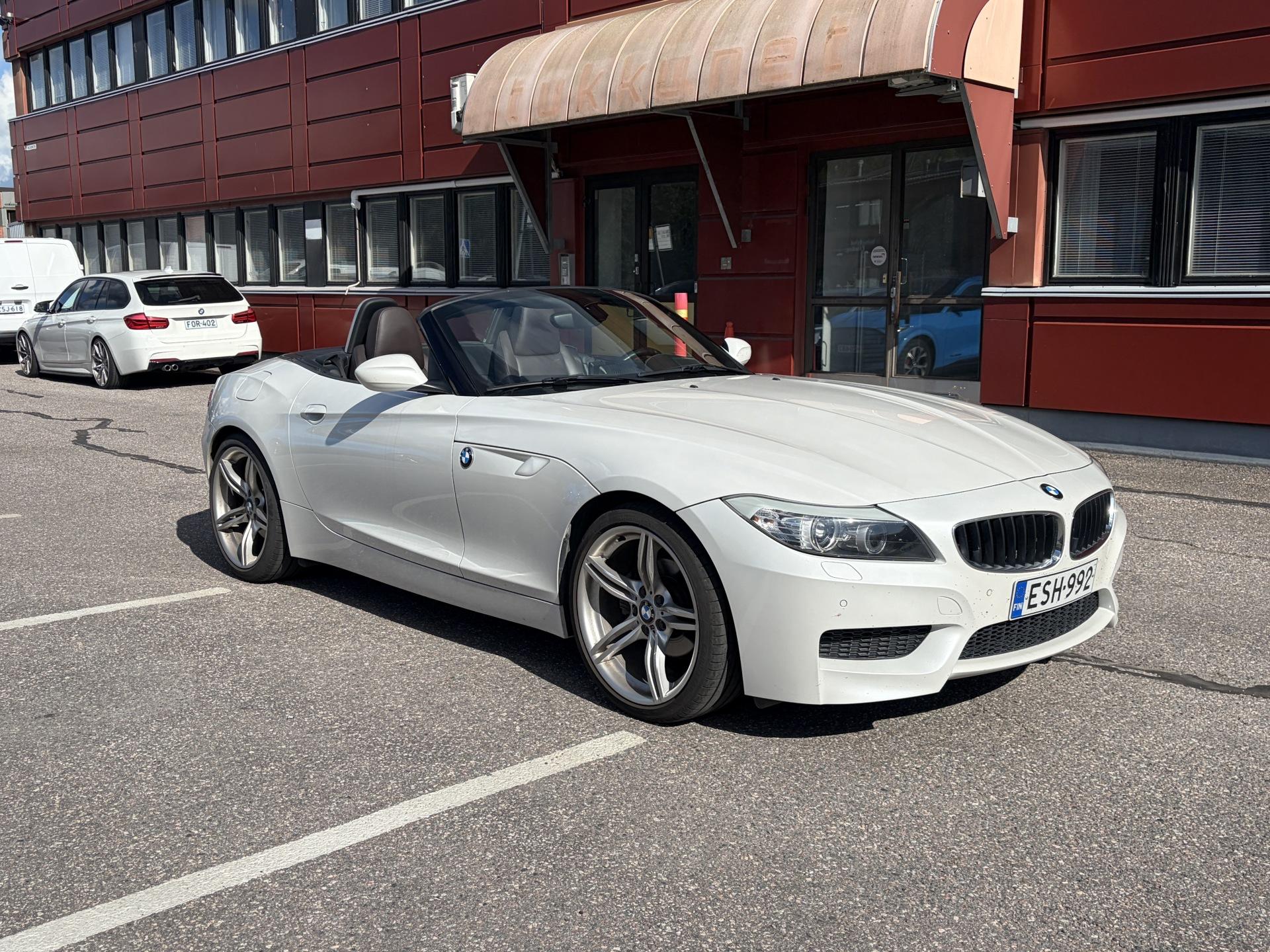 Näytä kaikki kuvat: 2012 BMW Z4