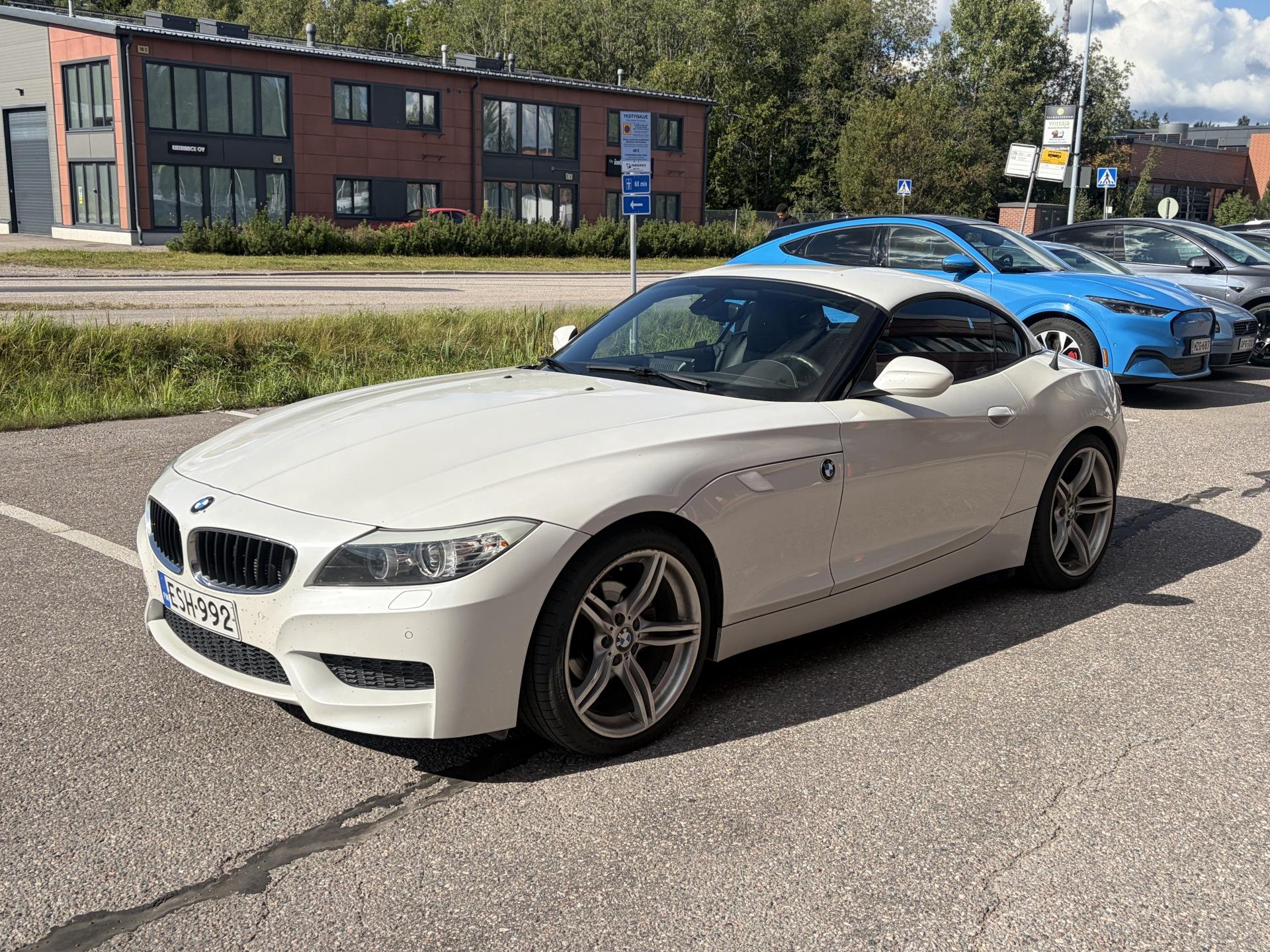 Pienoiskuva 3: 2012 BMW Z4