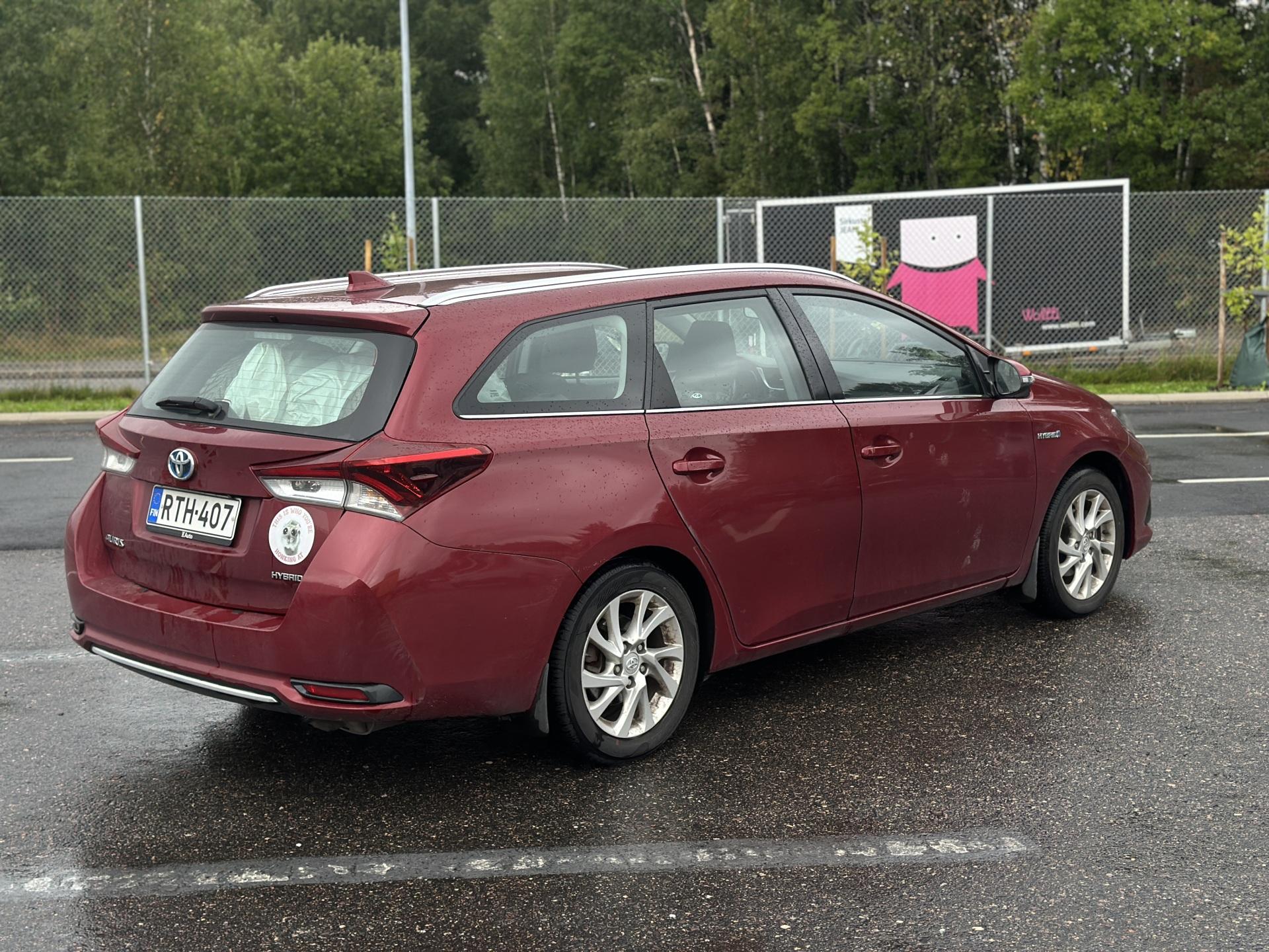 Näytä kaikki kuvat: 2017 Toyota Auris