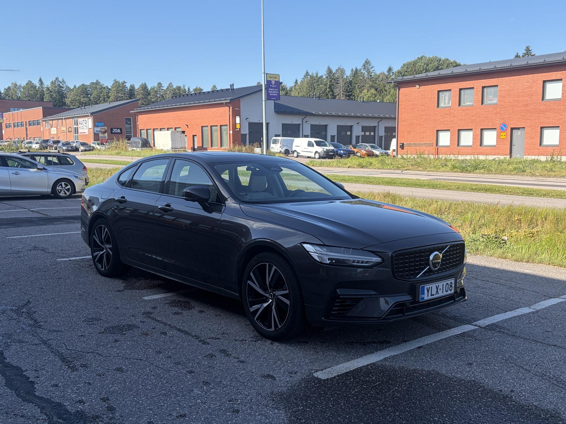 Pienoiskuva 2: 2023 Volvo S90