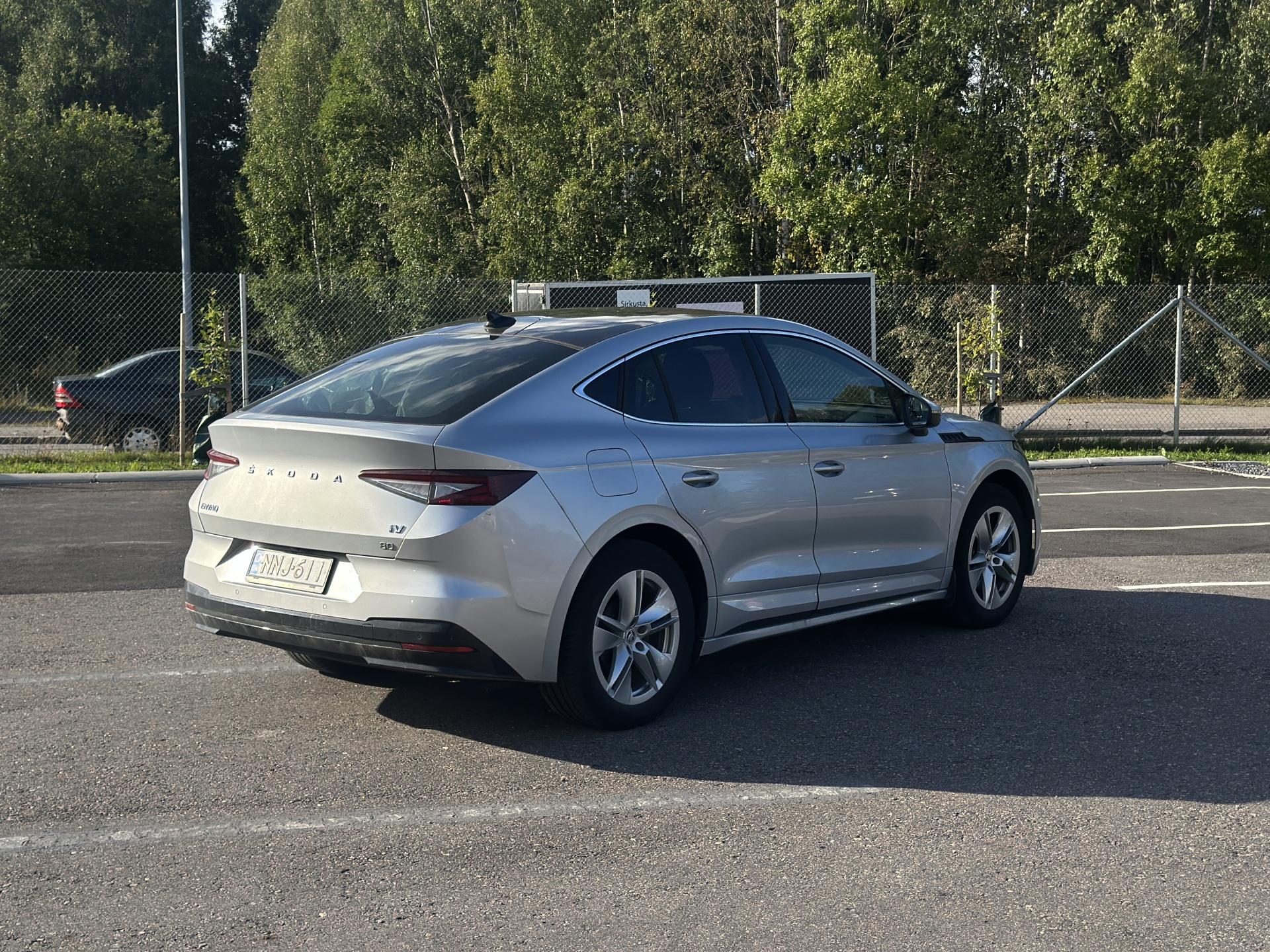 Näytä kaikki kuvat: 2023 Skoda Enyaq