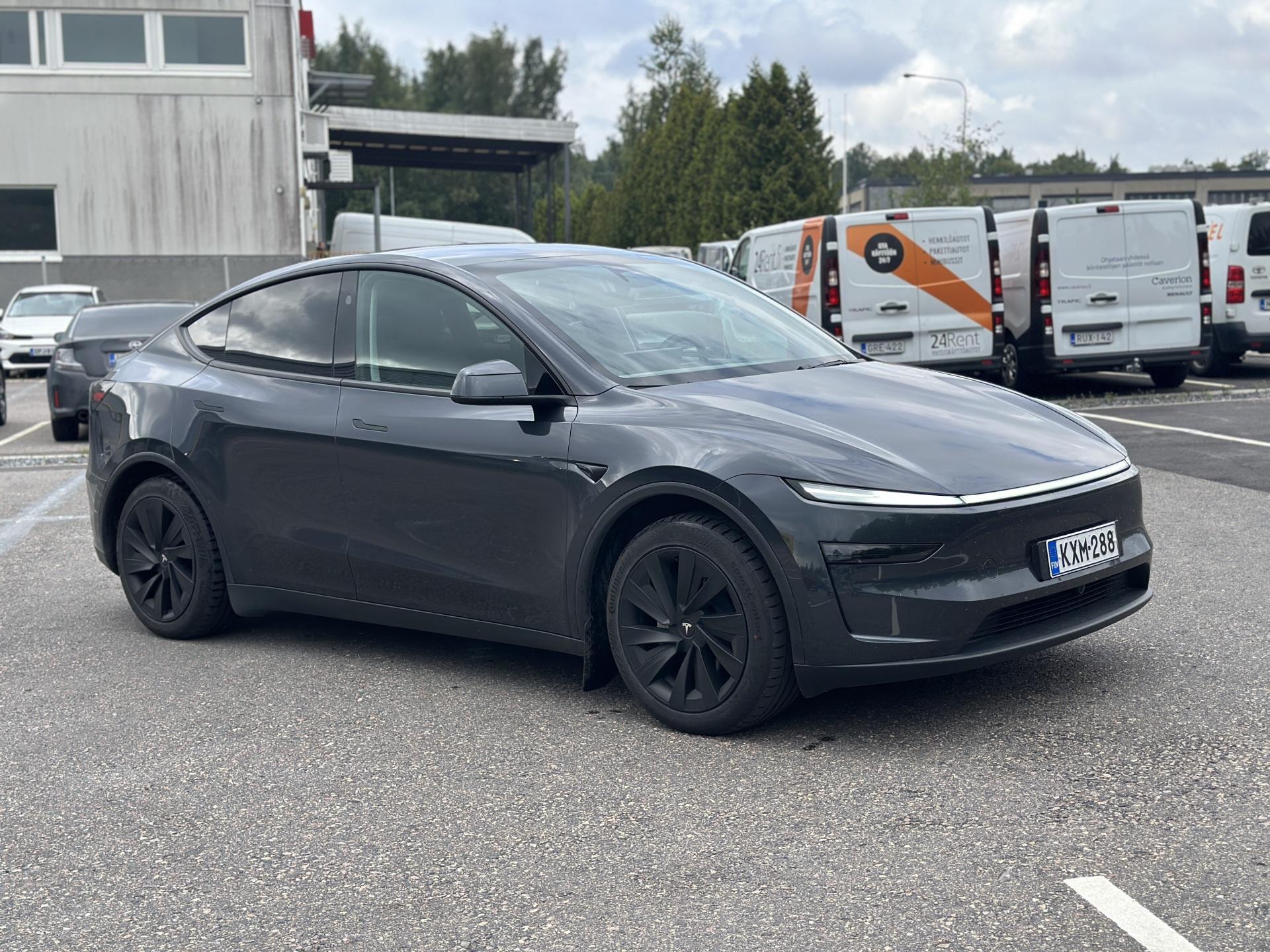 Pienoiskuva 3: 2025 Tesla Model Y
