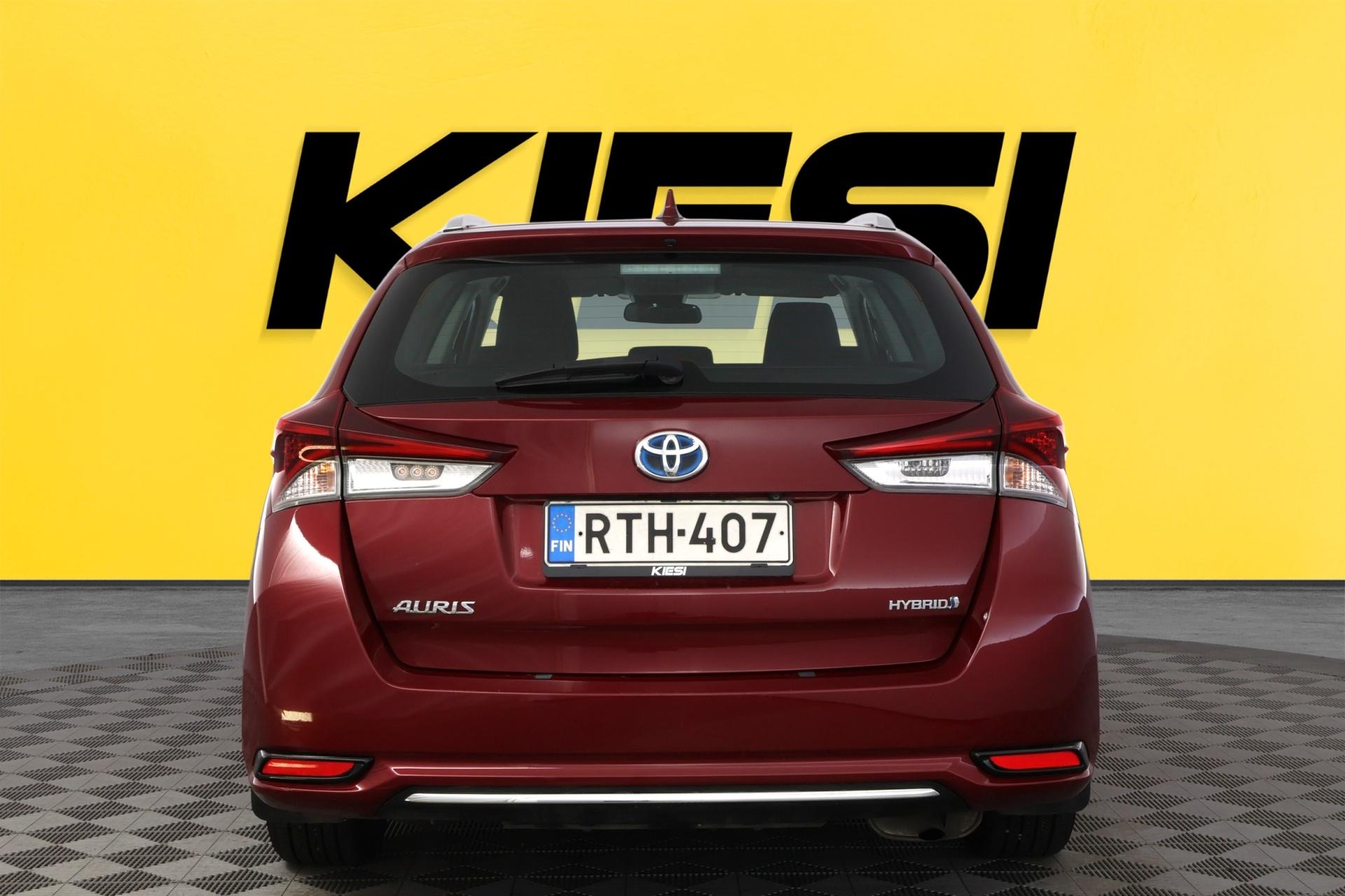 Toyota Auris 2017, photo 4/33