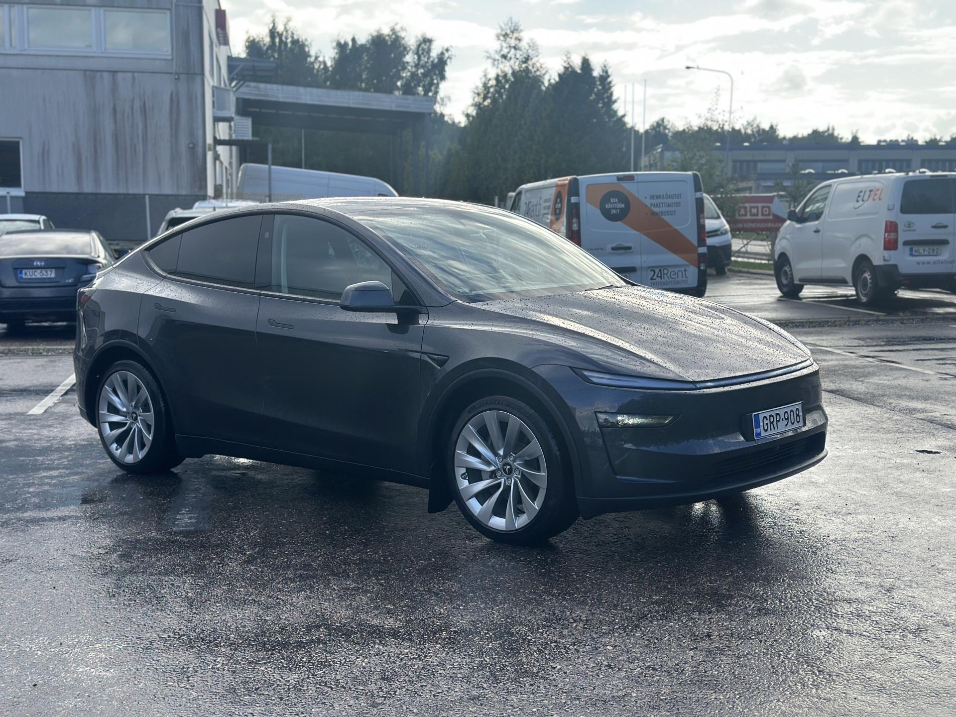 Pienoiskuva 3: 2025 Tesla Model Y