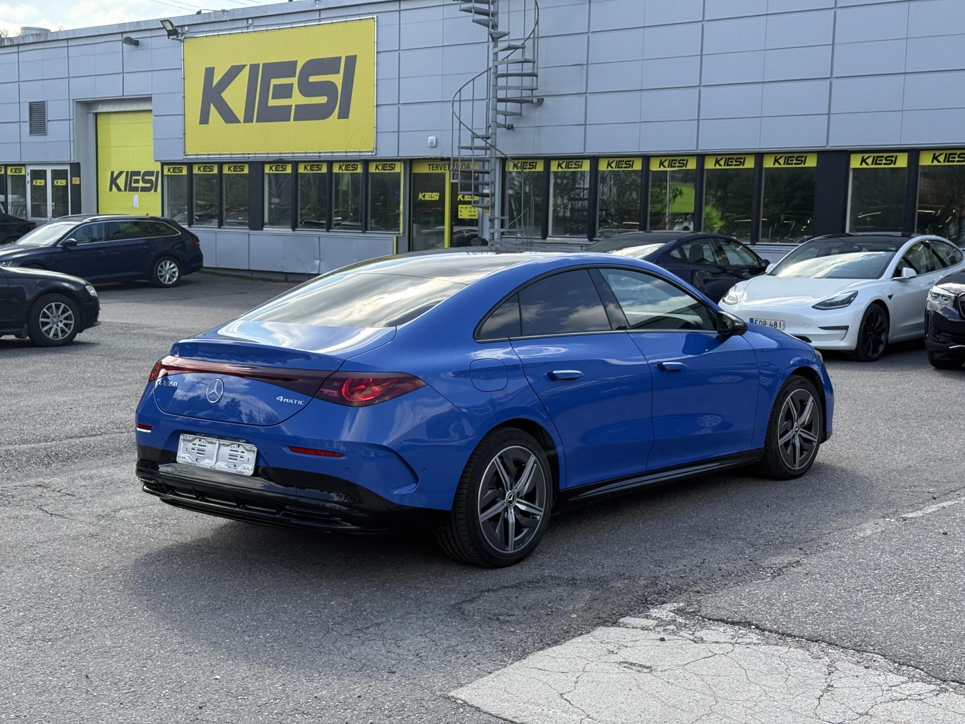 Näytä kaikki kuvat: 2025 Mercedes-Benz CLA