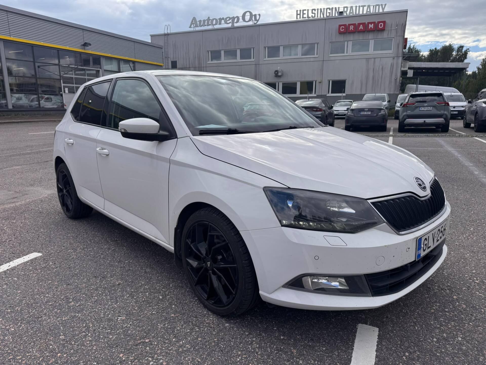 Näytä kaikki kuvat: 2016 Skoda Fabia