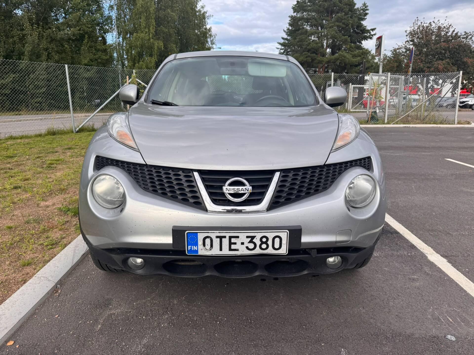 Pienoiskuva 3: 2012 Nissan Juke