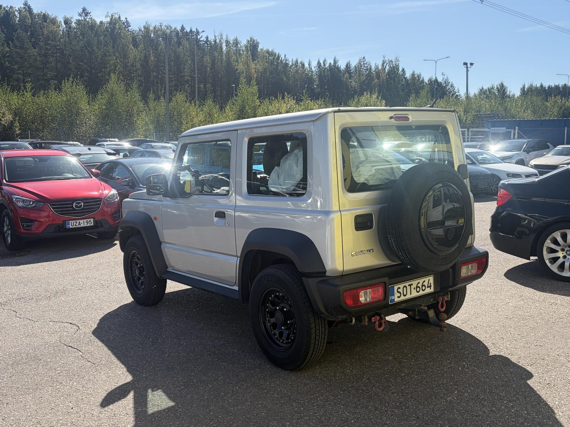 Näytä kaikki kuvat: 2023 Suzuki Jimny