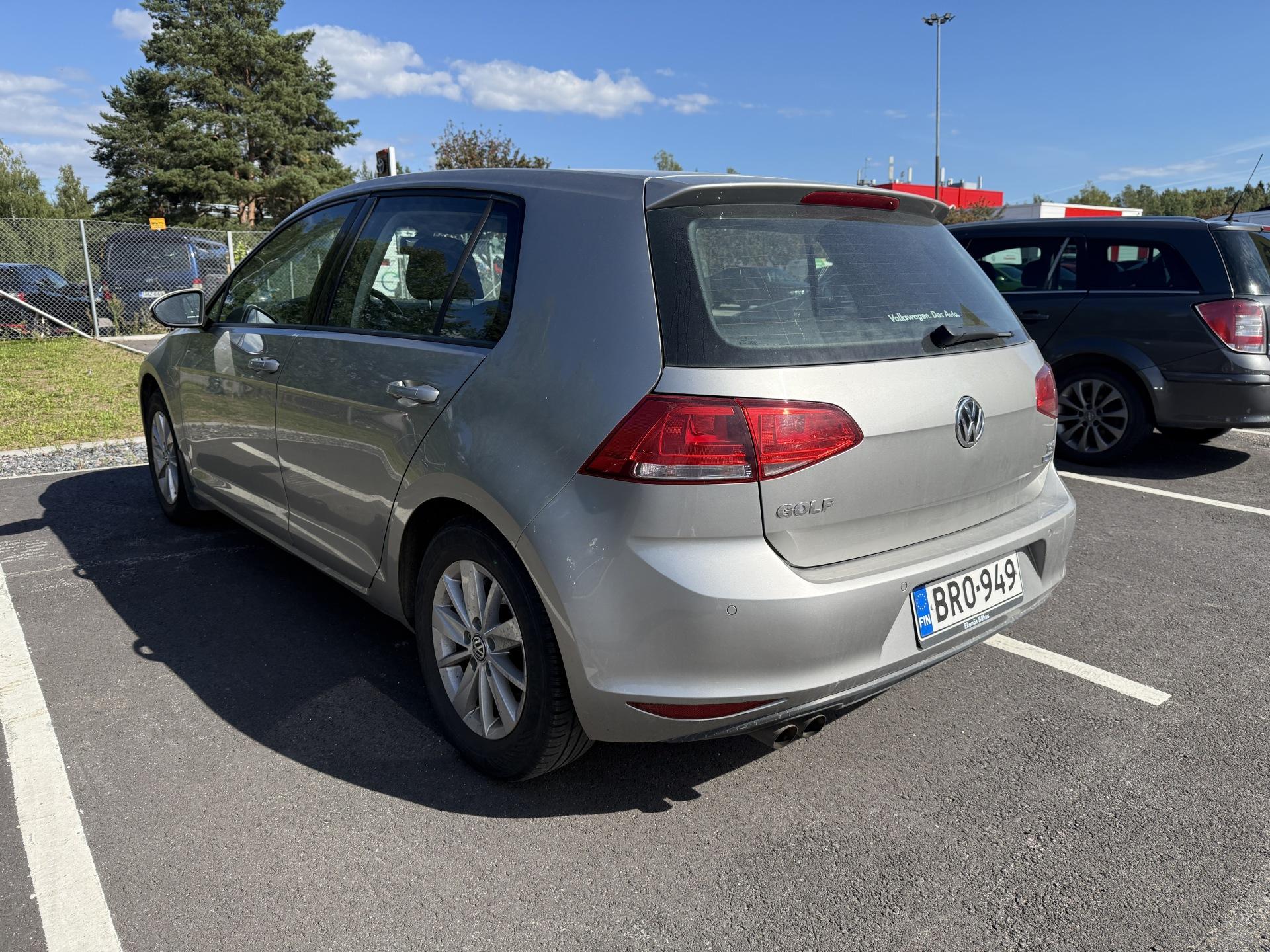 Näytä kaikki kuvat: 2014 Volkswagen Golf