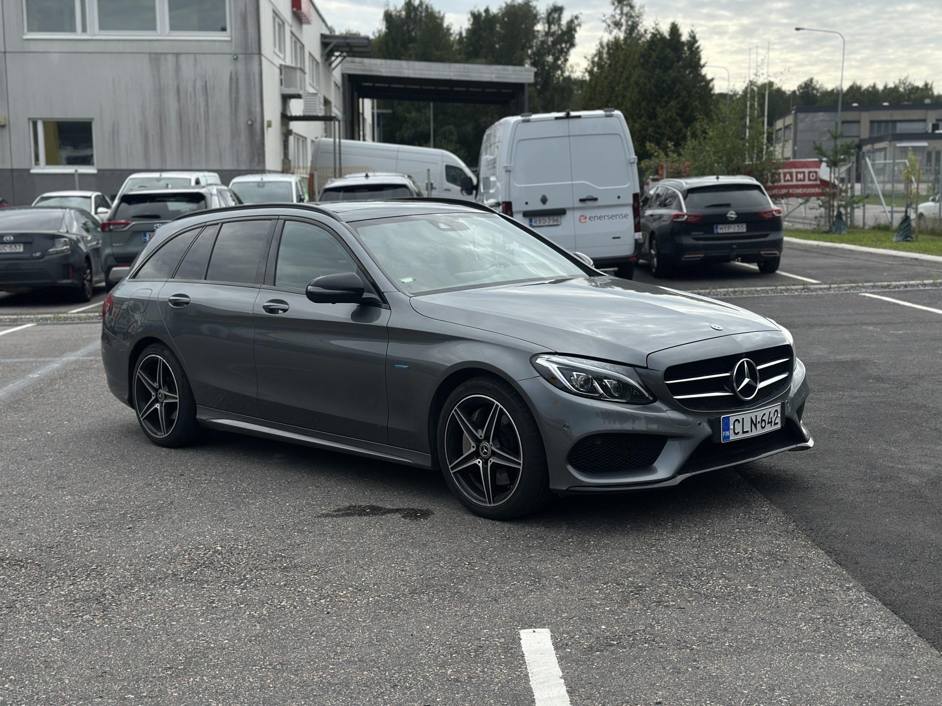 Pienoiskuva 3: 2017 Mercedes-Benz C