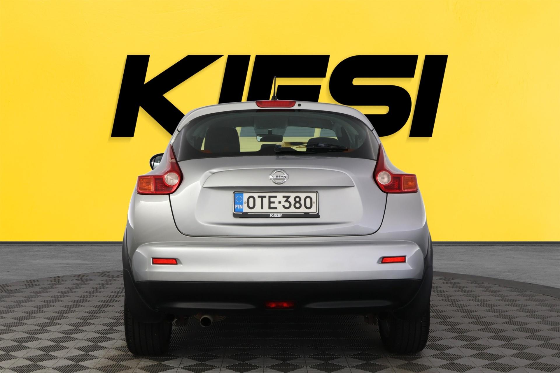 Nissan Juke 1,6L Acenta 2WD CVT 2012, photo 4/27