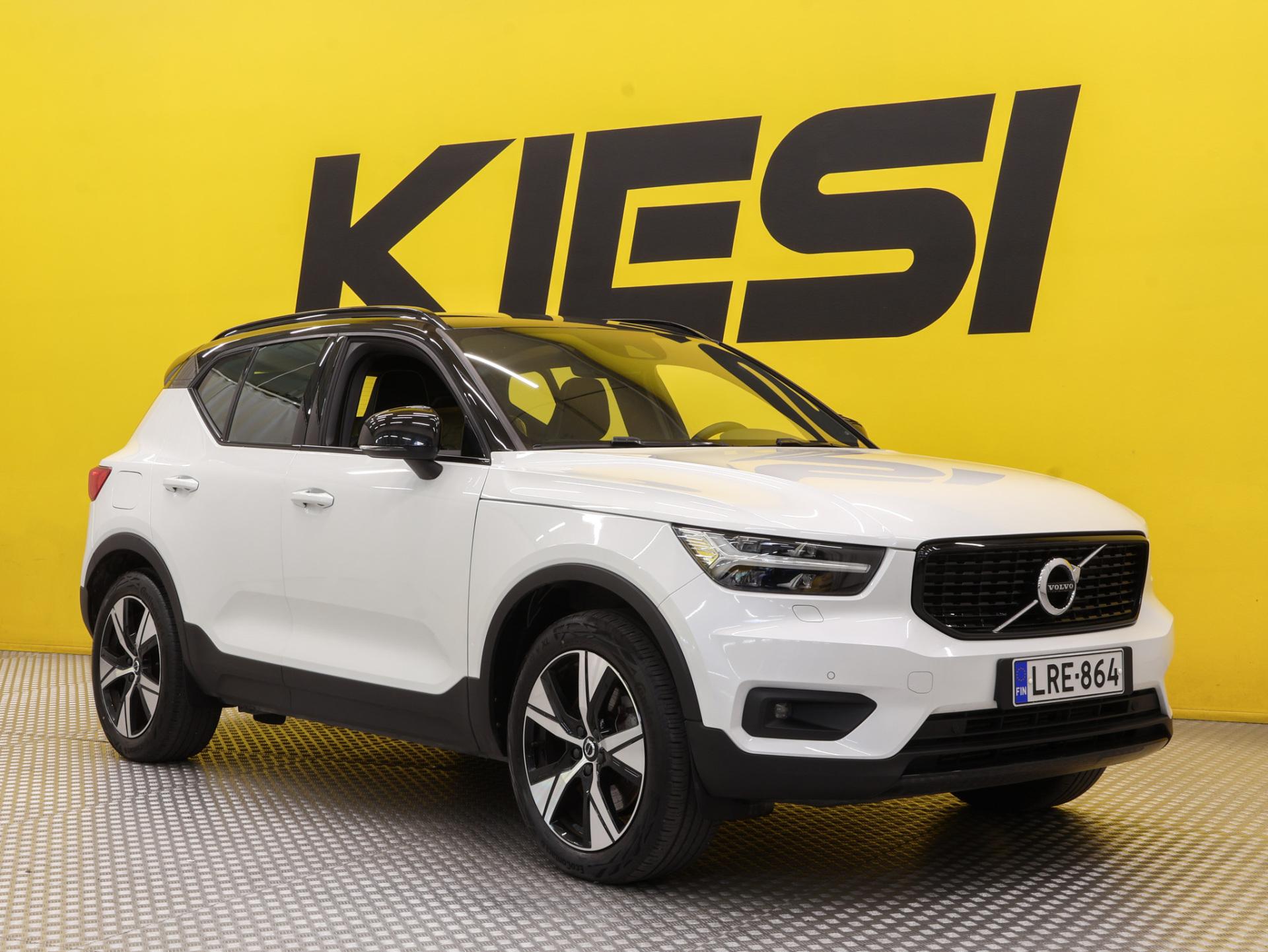 2022 Volvo XC40
