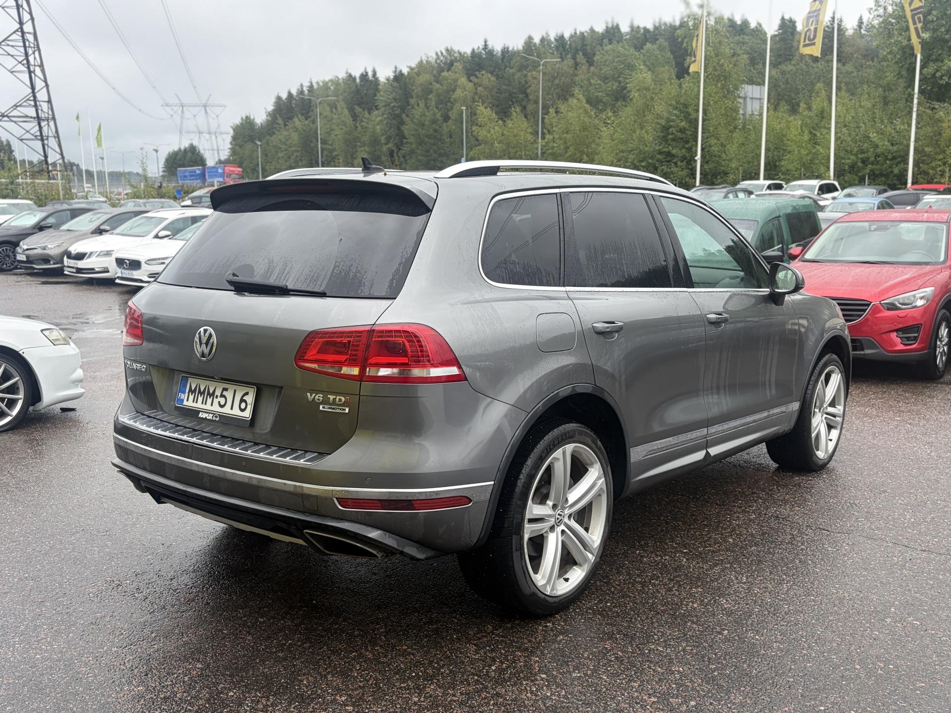 Näytä kaikki kuvat: 2015 Volkswagen Touareg