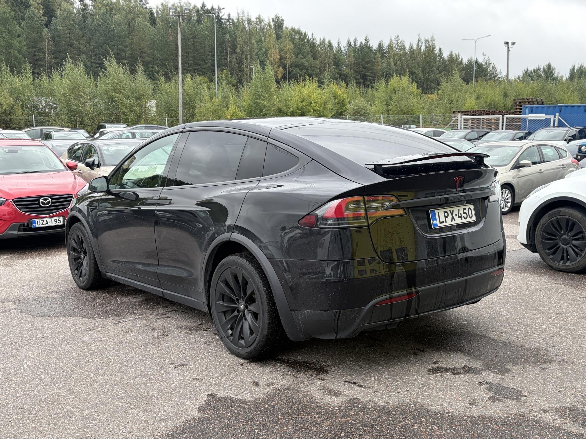 Näytä kaikki kuvat: 2017 Tesla Model X