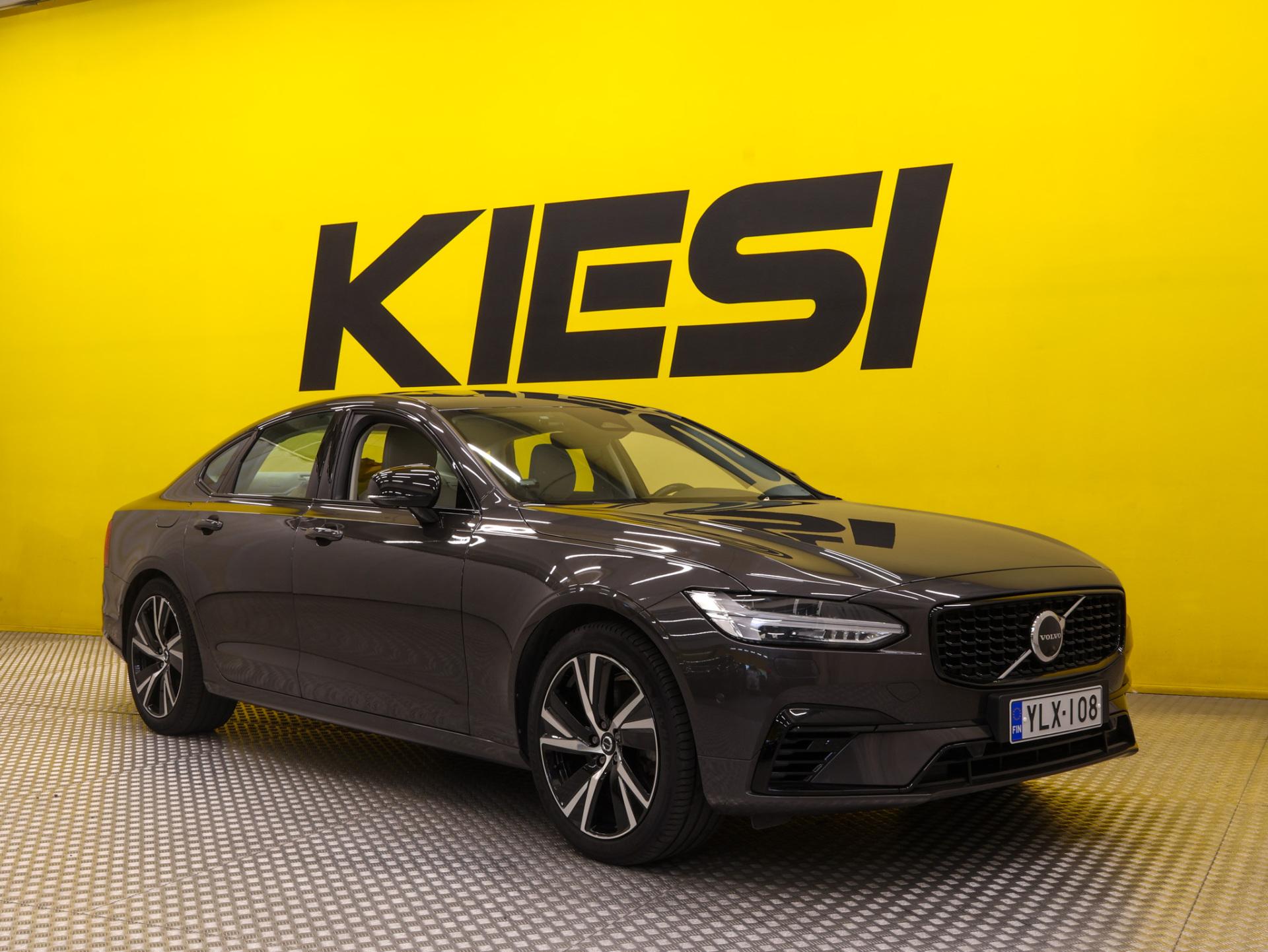 2023 Volvo S90
