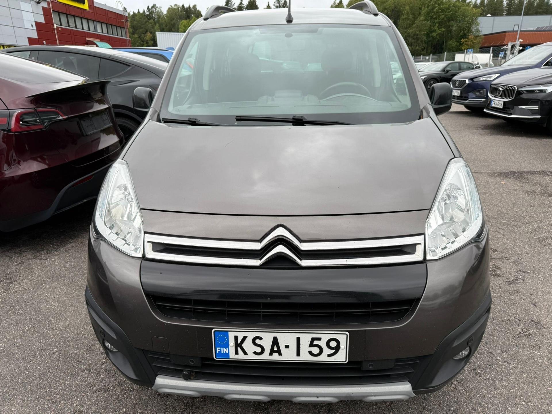 Citroen Berlingo 2016, photo 5/17