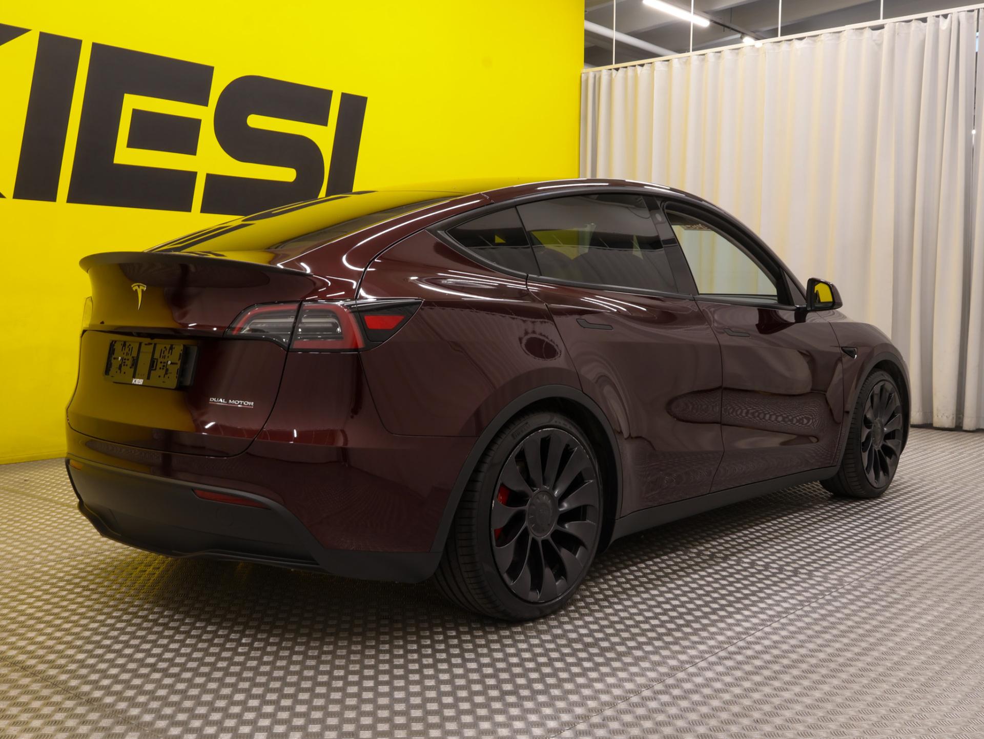 Pienoiskuva 3: 2023 Tesla Model Y