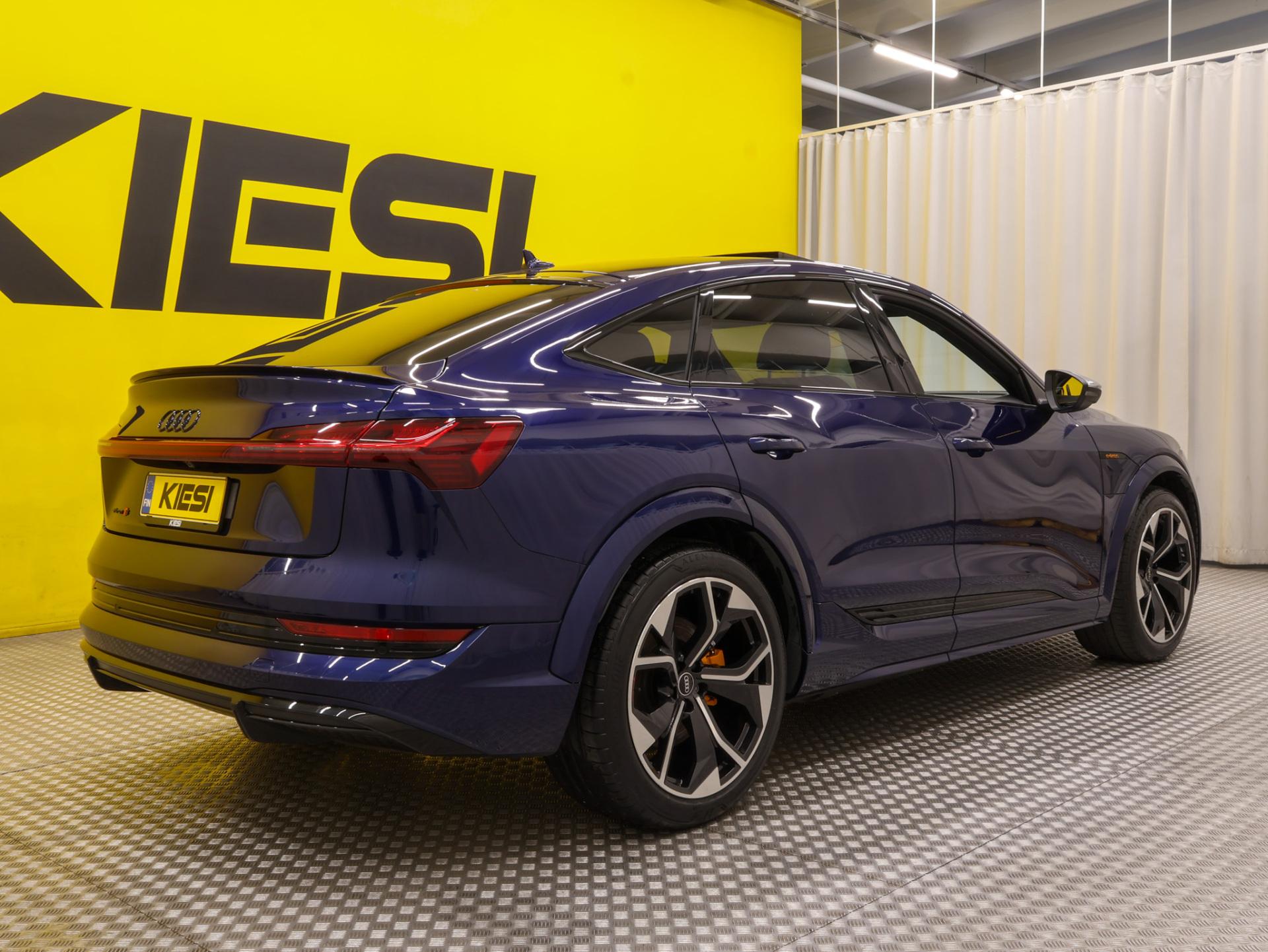 Pienoiskuva 3: 2023 Audi e-tron