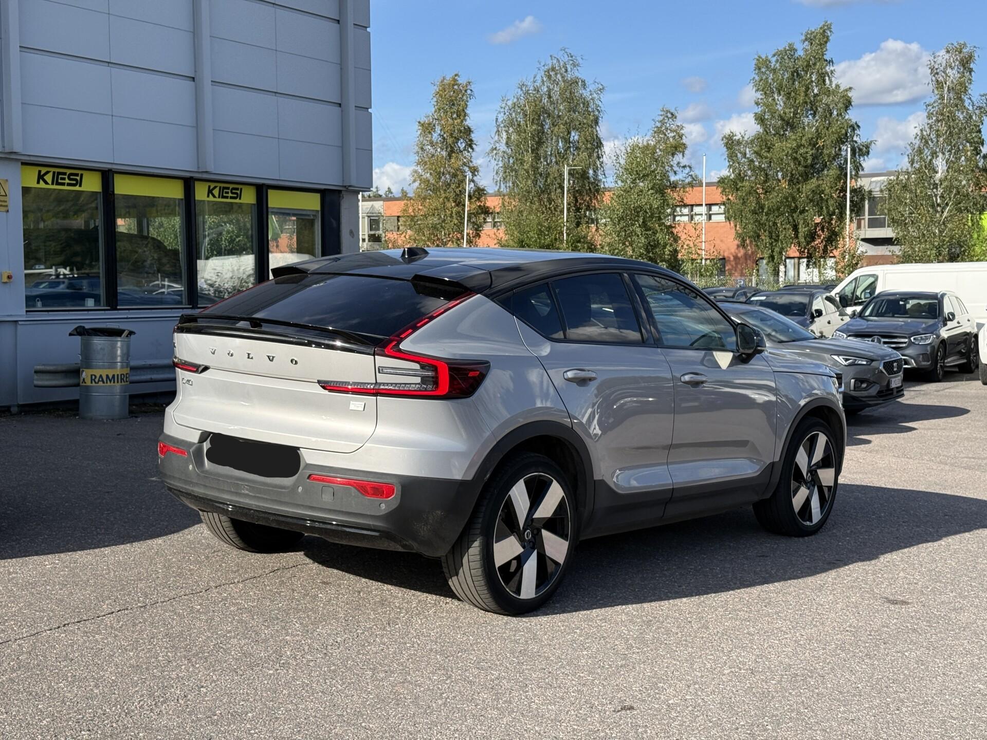 Näytä kaikki kuvat: 2022 Volvo C40