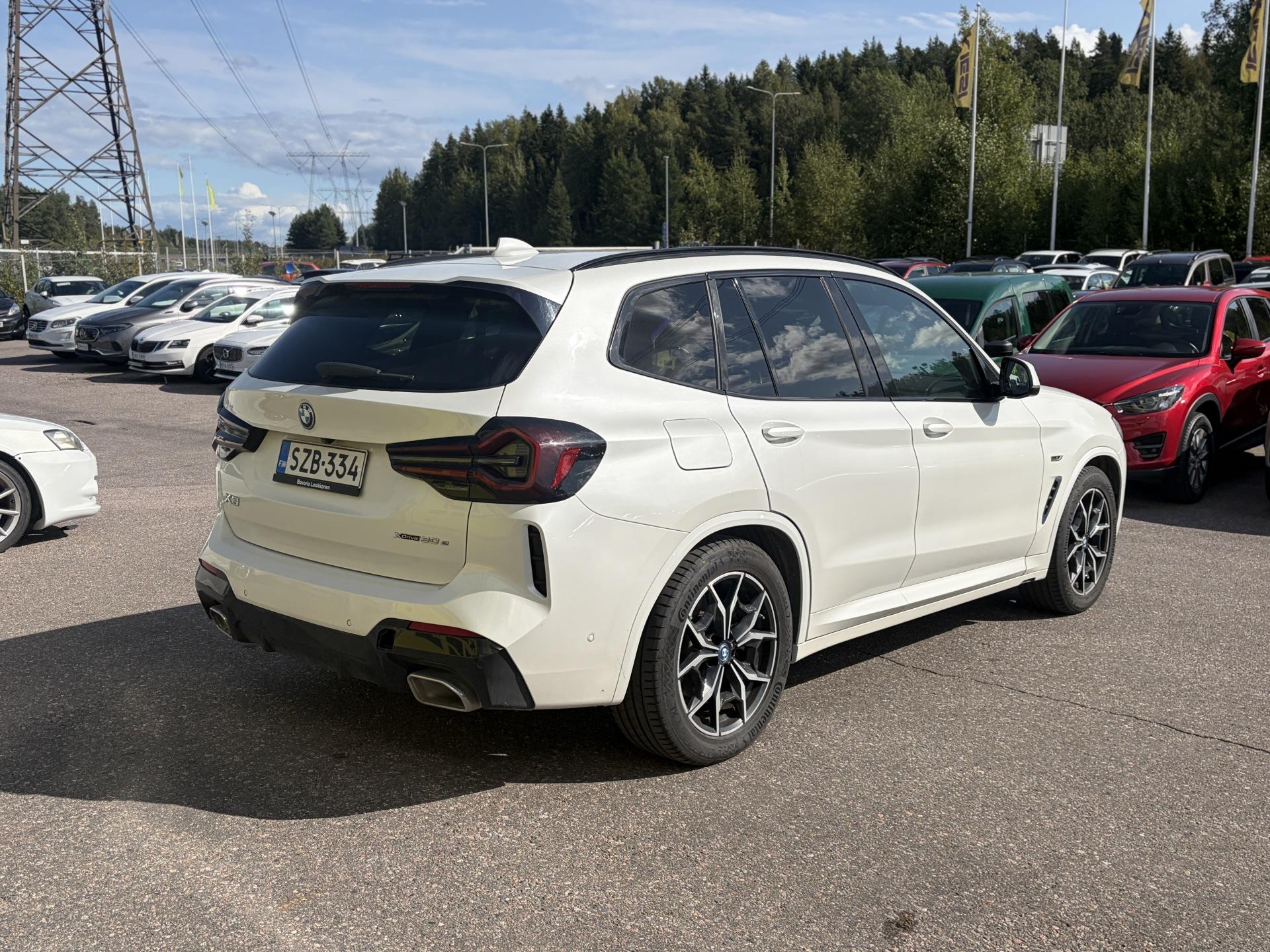 Pienoiskuva 3: 2022 BMW X3