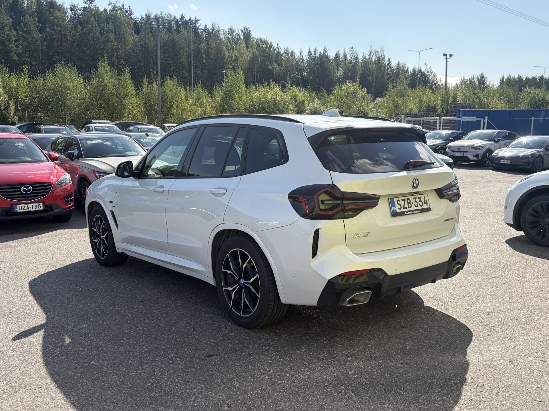 Näytä kaikki kuvat: 2022 BMW X3