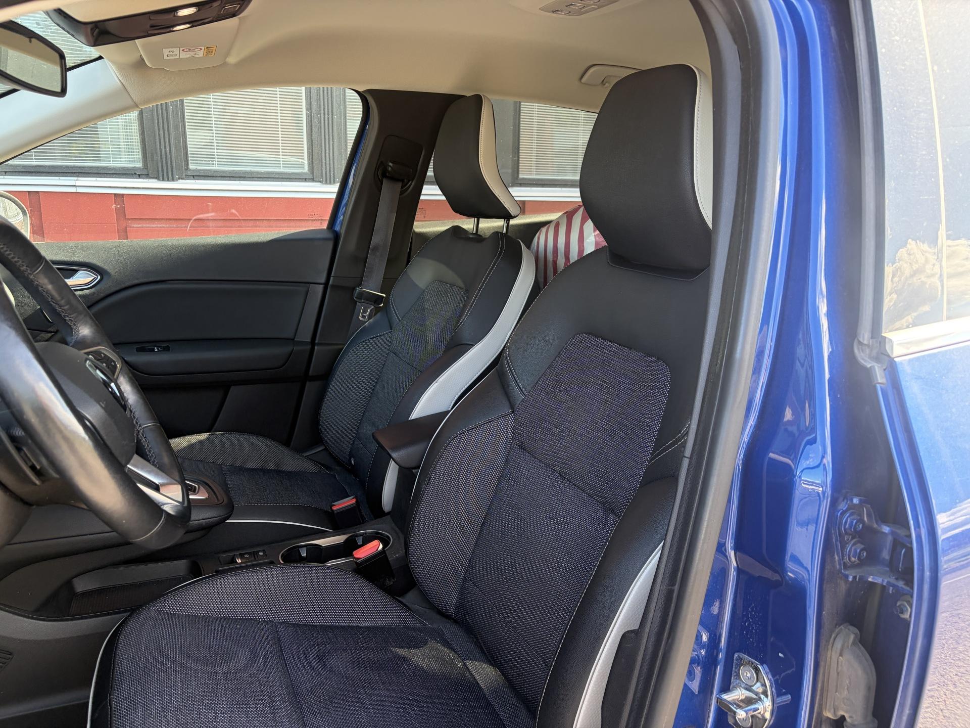 Renault Captur TCe 130 EDC7-aut Intens 2020, photo 7/27