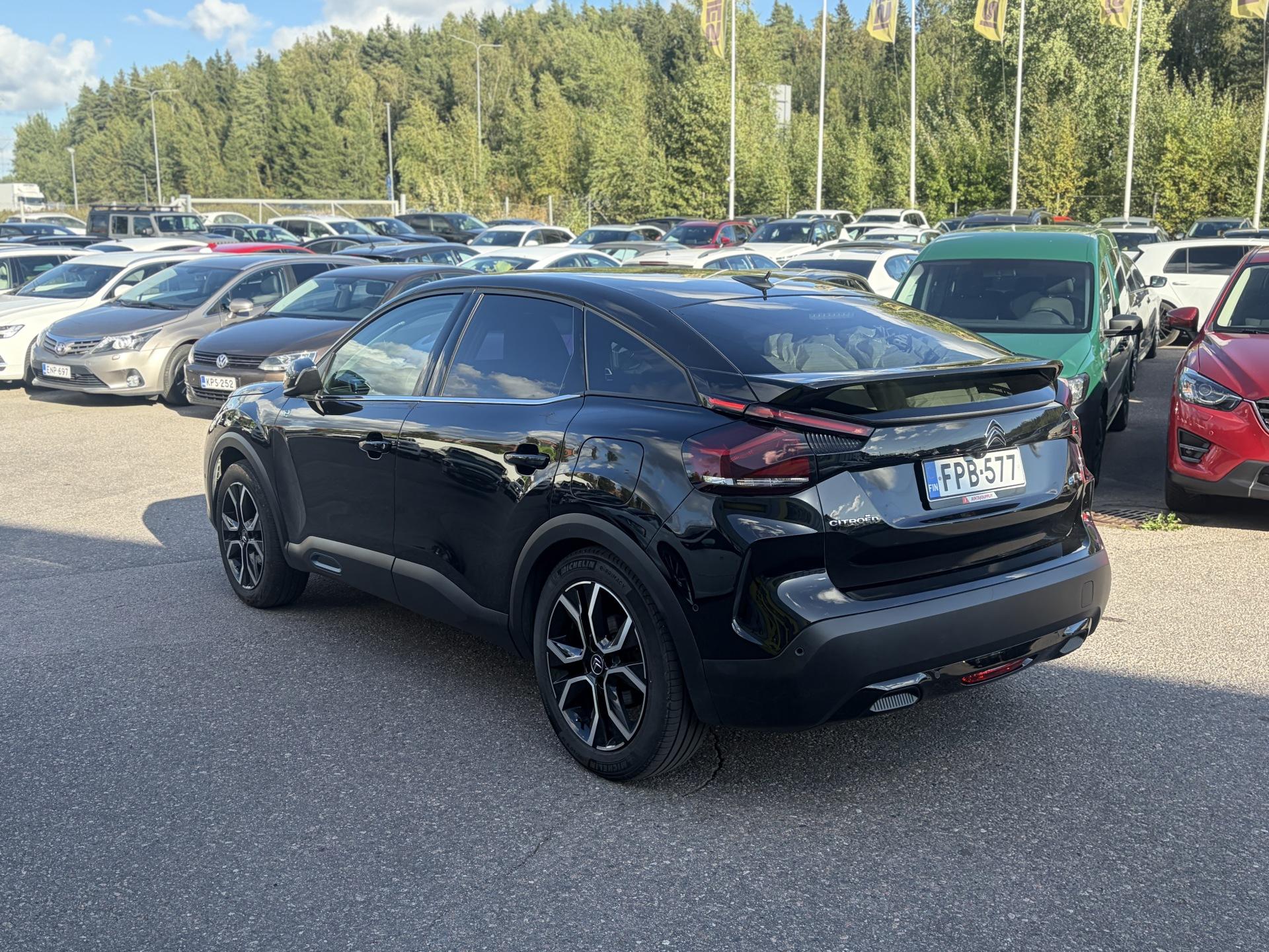 Näytä kaikki kuvat: 2022 Citroen e-C4