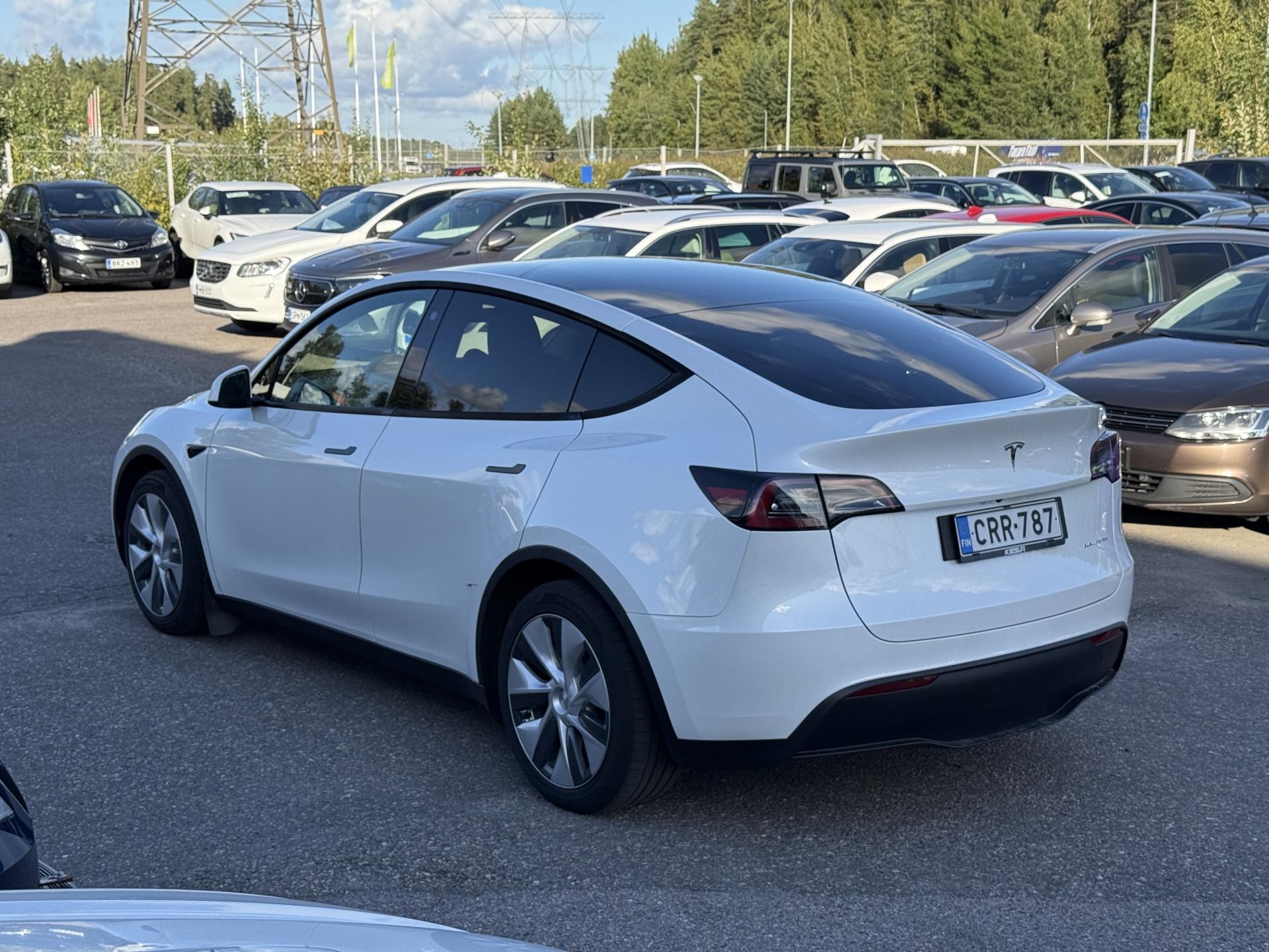 Pienoiskuva 3: 2022 Tesla Model Y