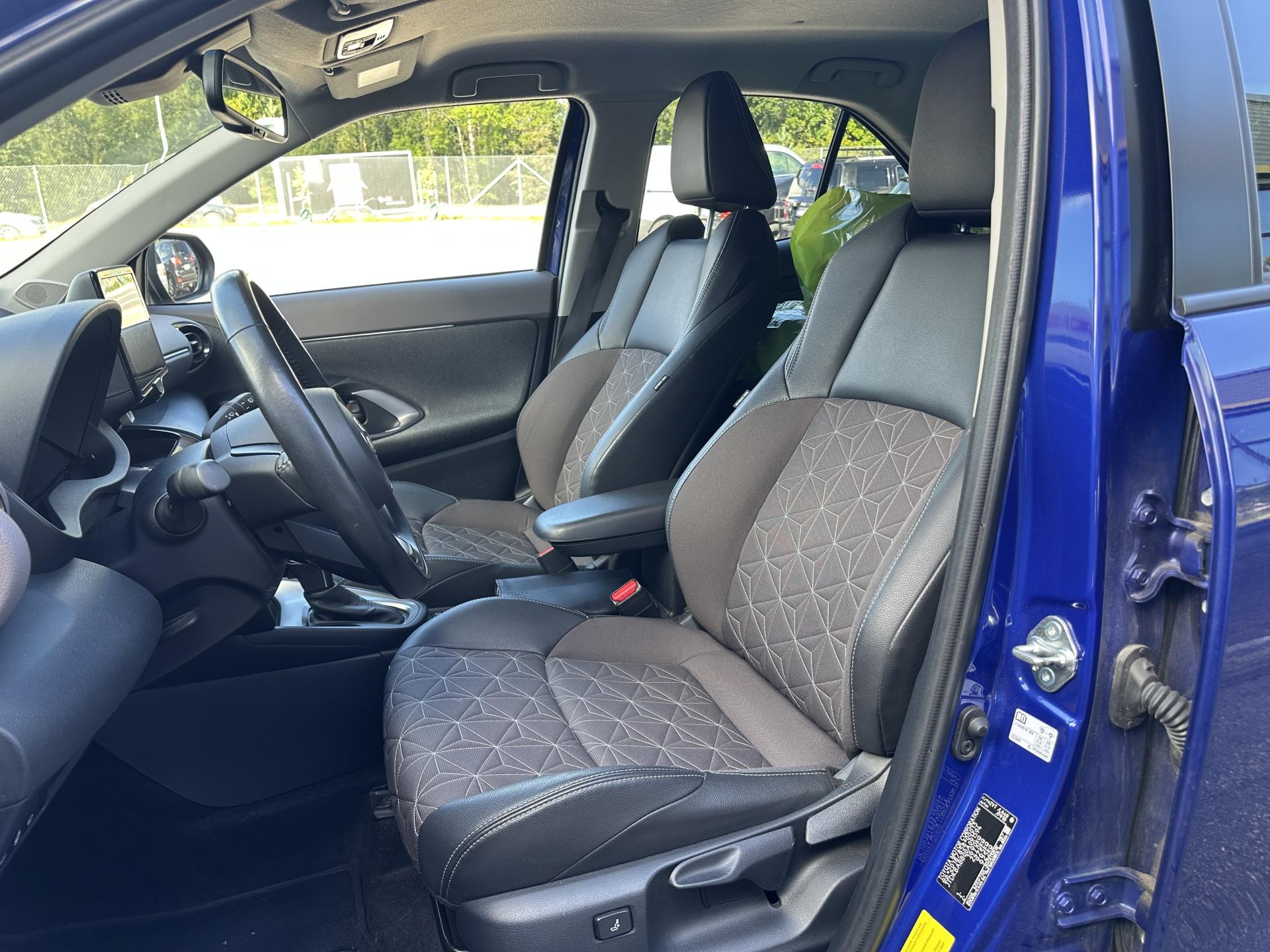 Toyota Yaris Cross 1,5 Hybrid Style 2022, kuva 7/28