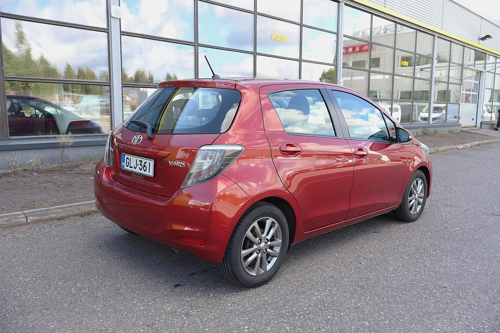 Toyota Yaris 1,33 Dual VVT-i Active 5ov 2014, kuva 4/26