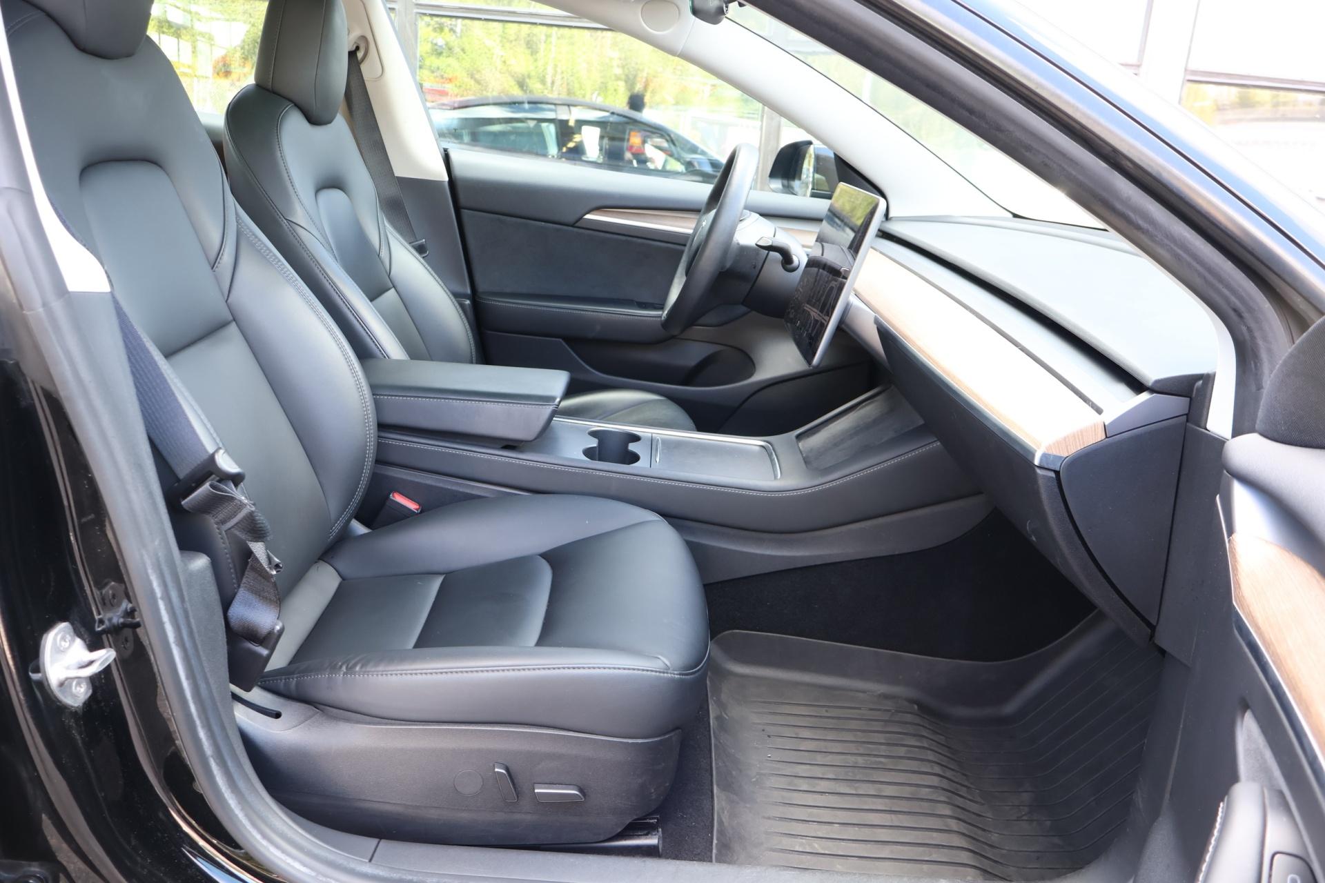 Tesla Model 3 2021, kuva 7/20