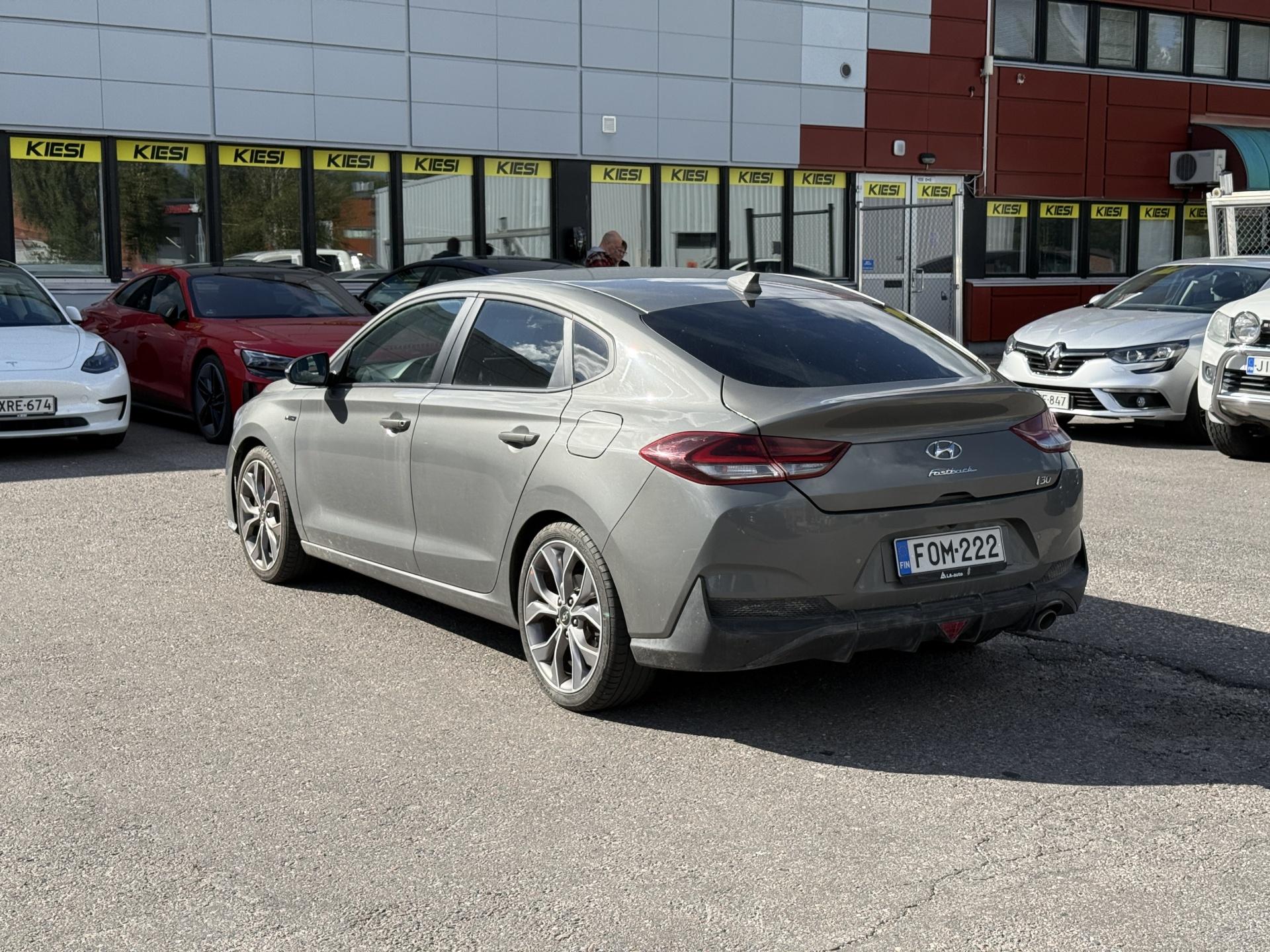 Pienoiskuva 3: 2020 Hyundai i30 Fastback