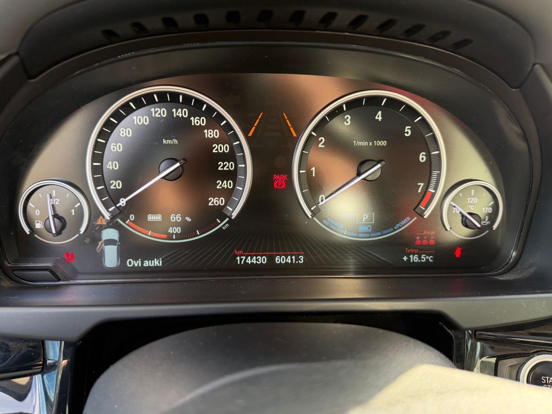 BMW X5 F15 xDrive40e iPerformance 2016, kuva 6/8