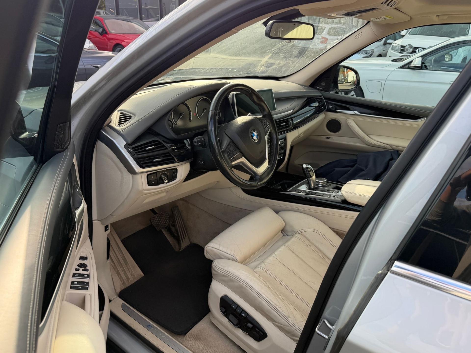 Näytä kaikki kuvat: 2016 BMW X5