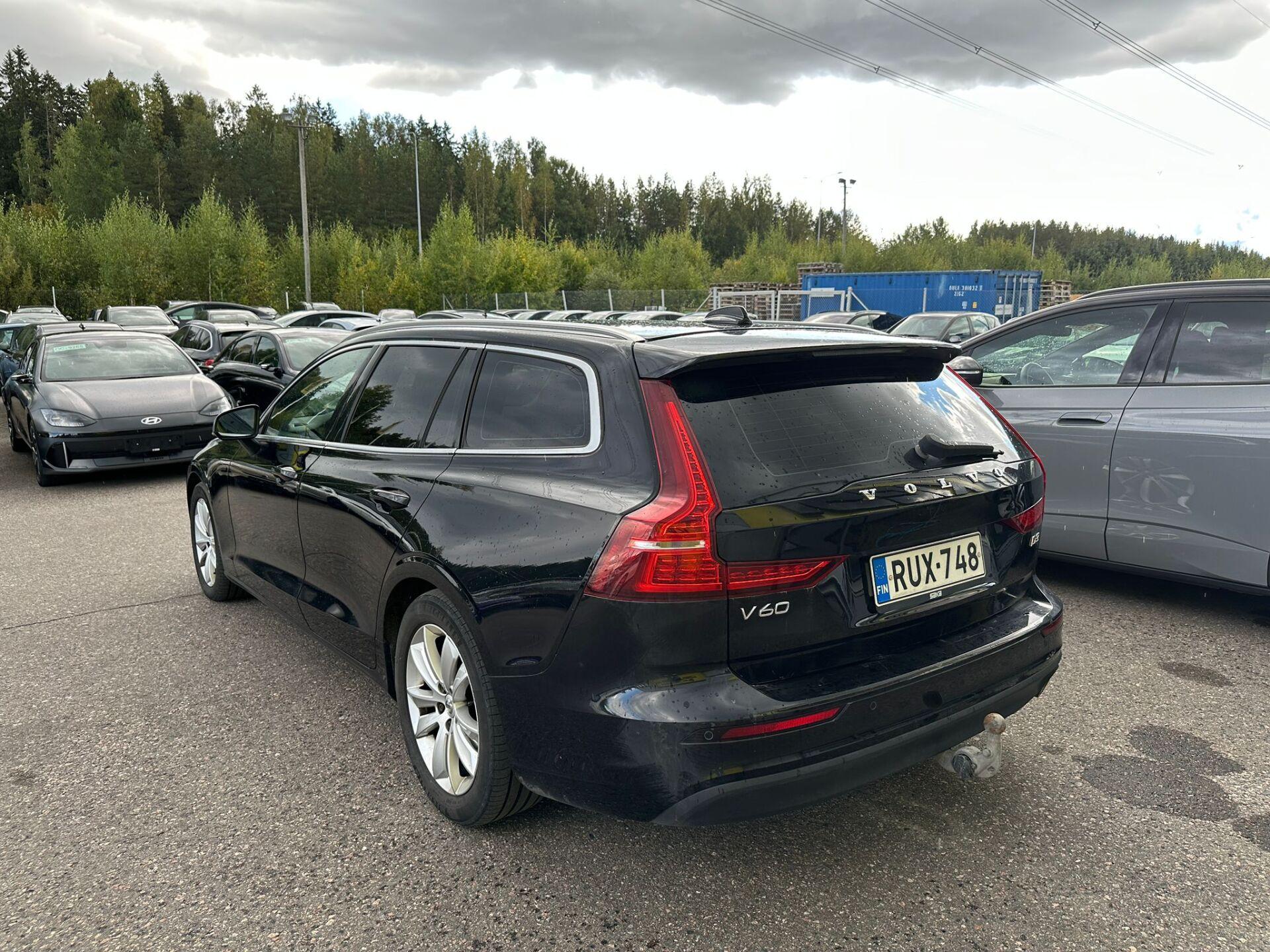 Volvo V60 D3 Momentum Advanced aut 2020, photo 5/29
