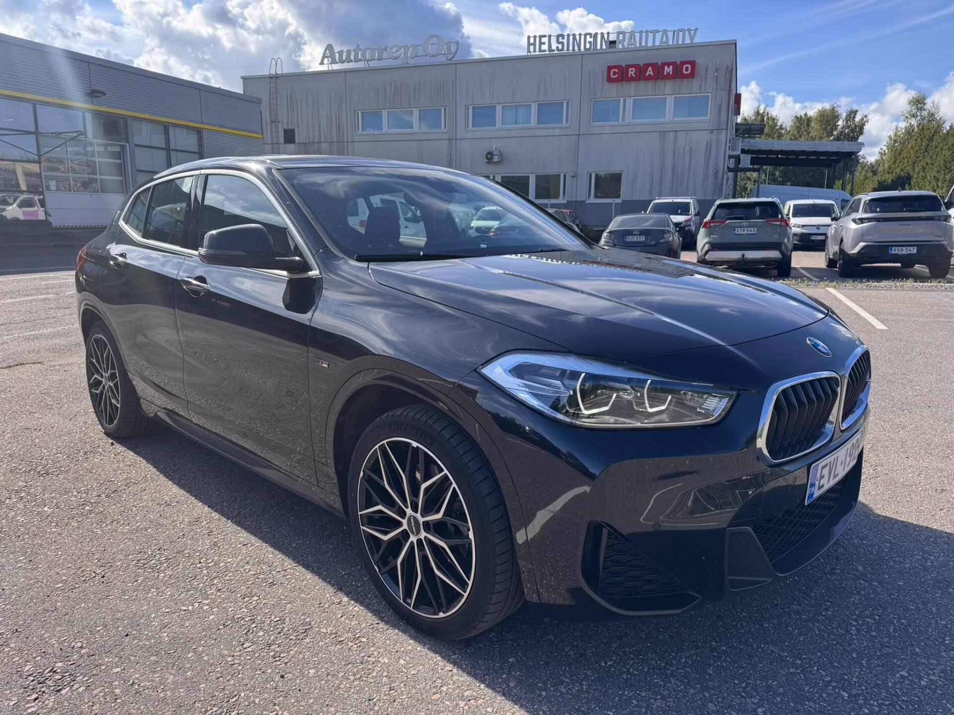 Pienoiskuva 3: 2021 BMW X2