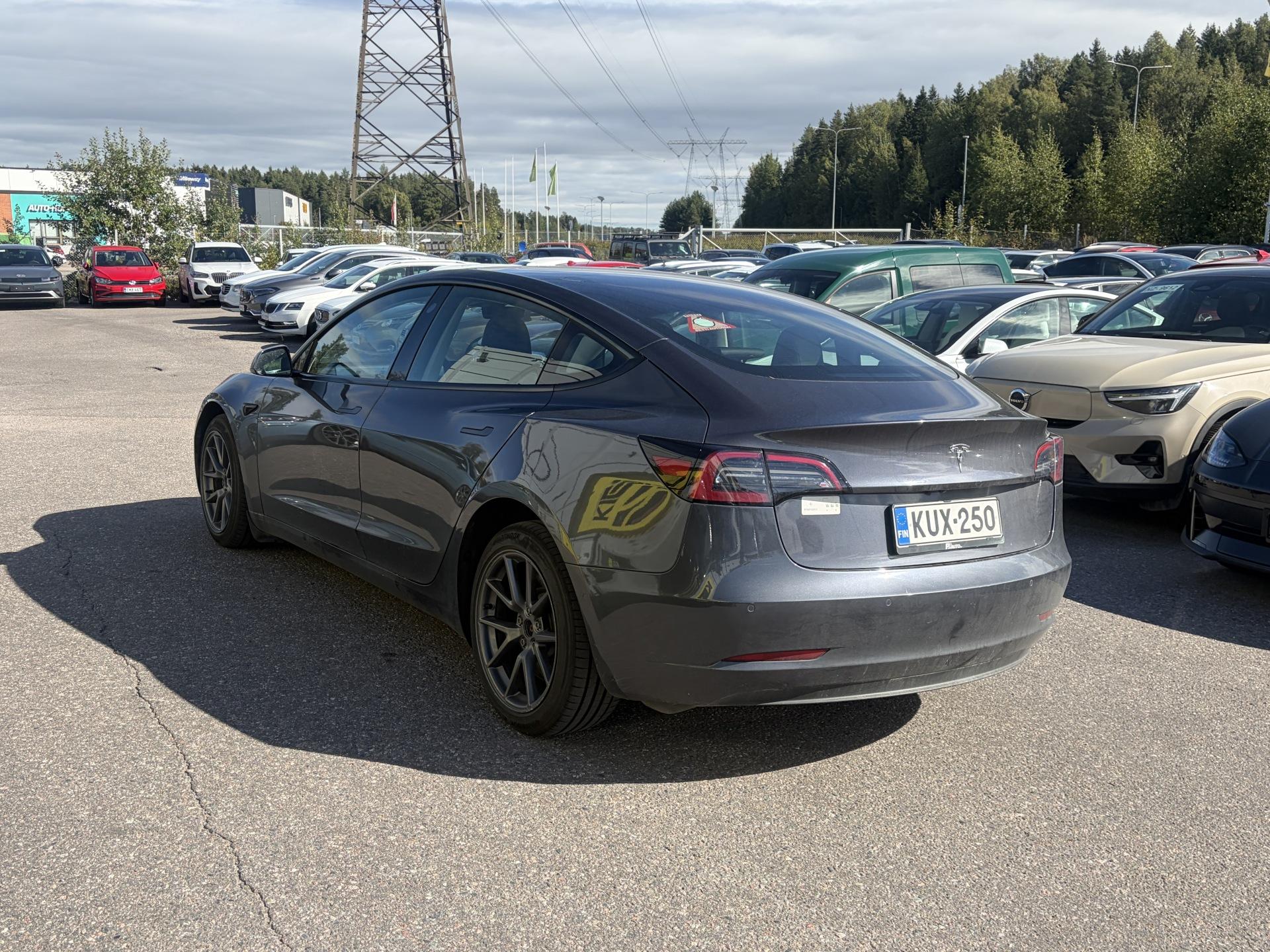 Tesla Model 3 2022, kuva 5/26