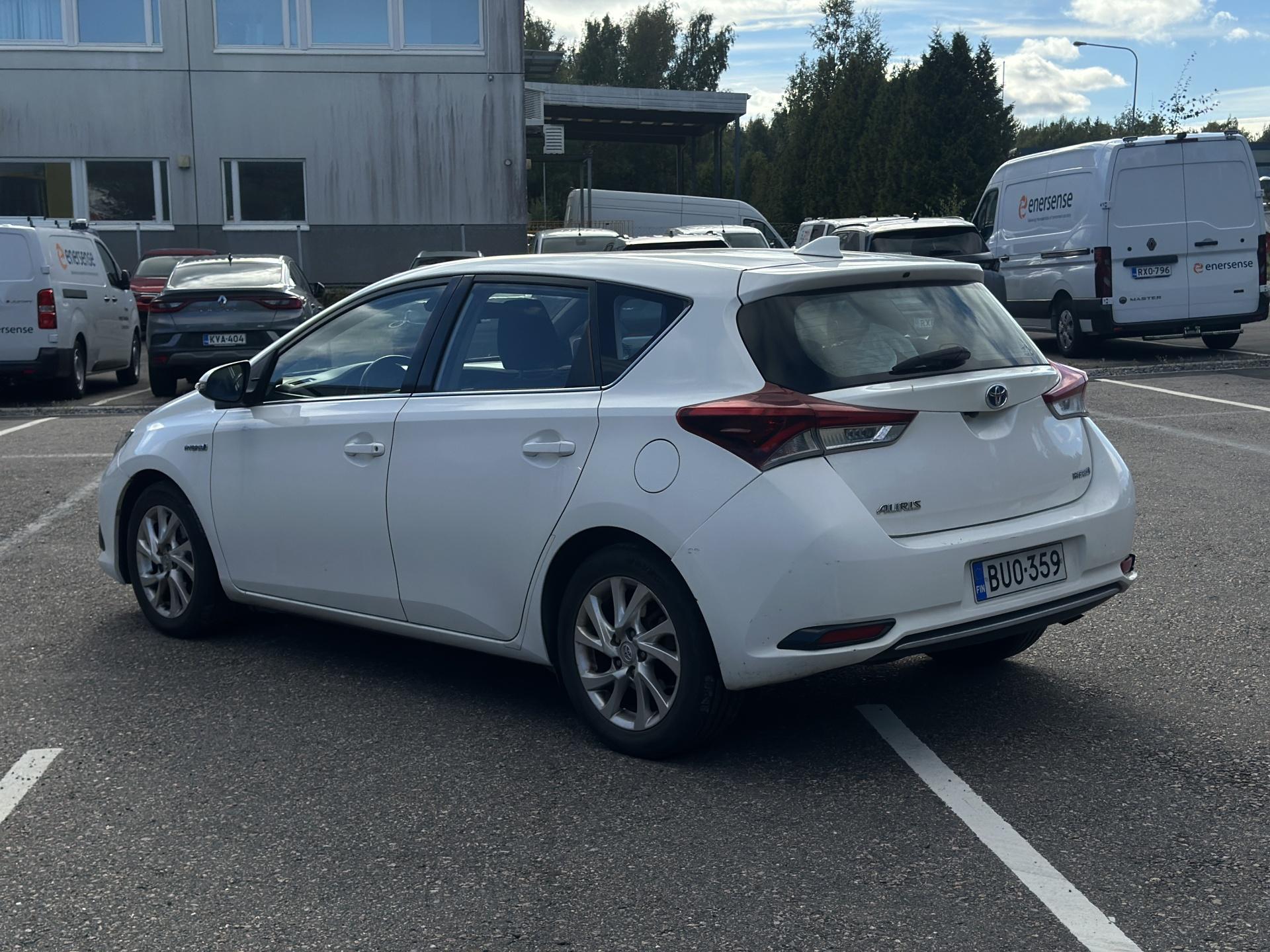 Toyota Auris 1,8 Hybrid Active Edition 2017, kuva 5/31