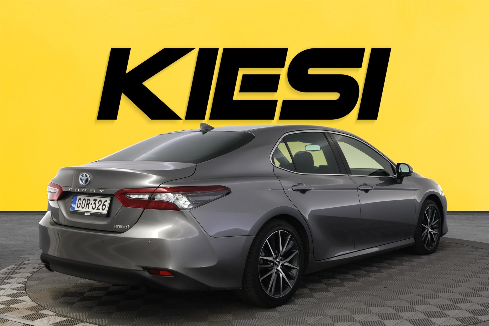 Toyota Camry 2,5 Hybrid Premium 2022, kuva 3/38