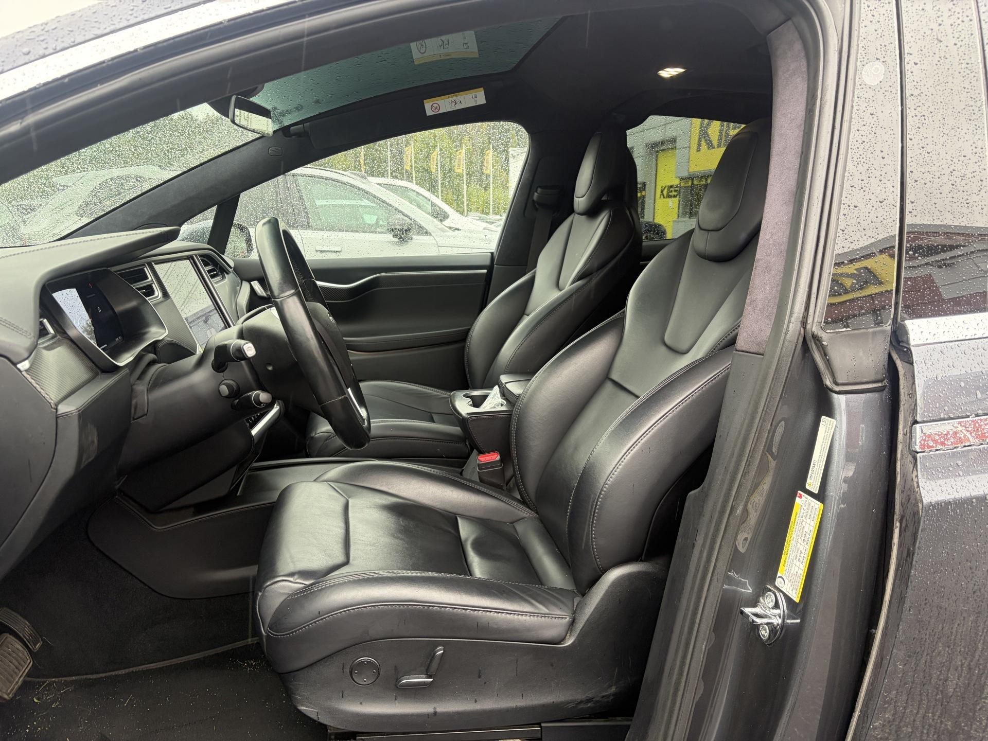 Tesla Model X 75D 7-P 2018, photo 7/28