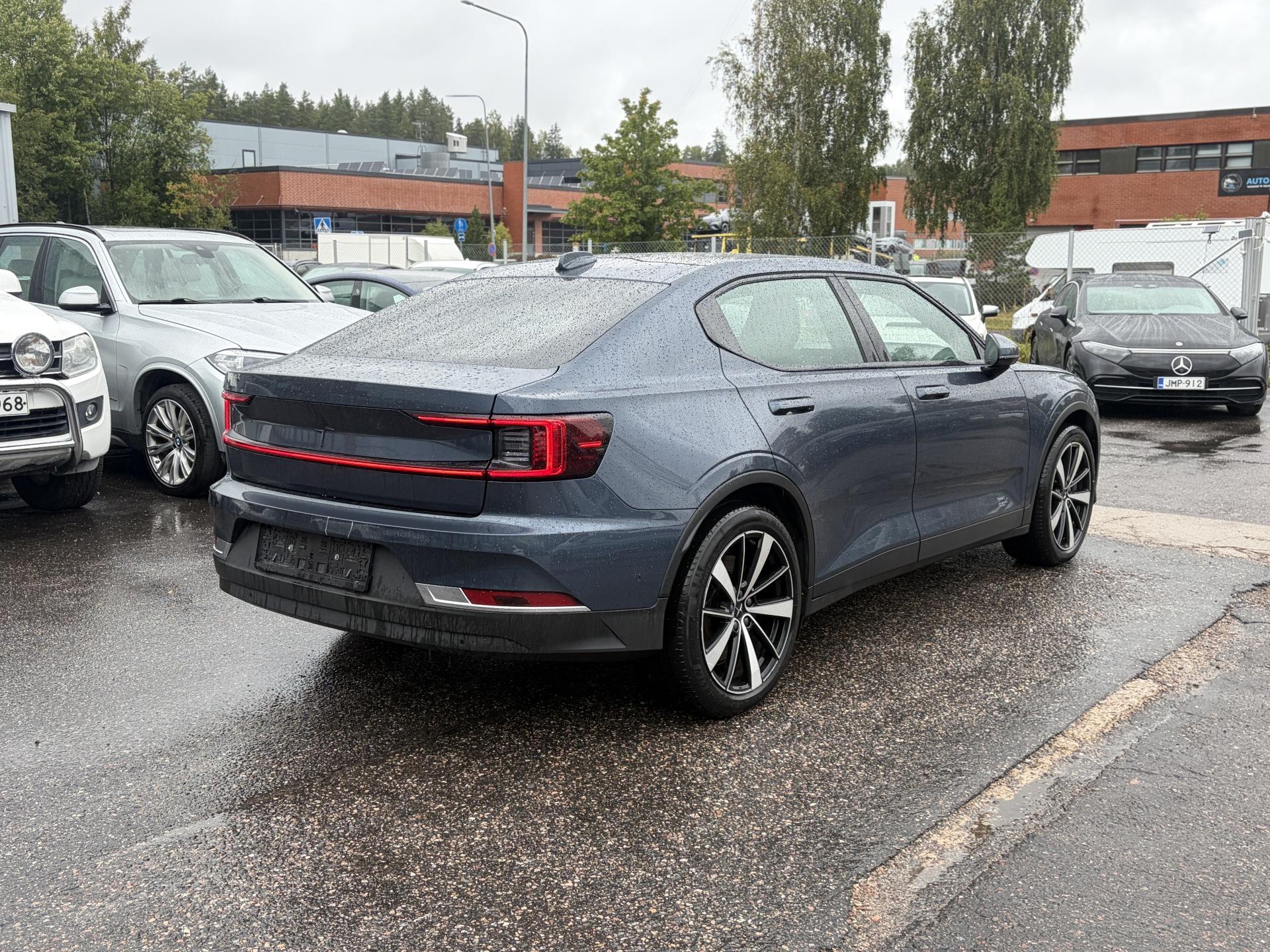 Näytä kaikki kuvat: 2022 Polestar 2