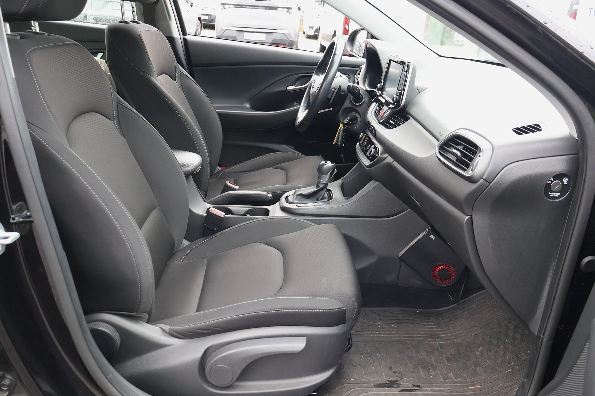 Hyundai i30 2019, photo 7/23