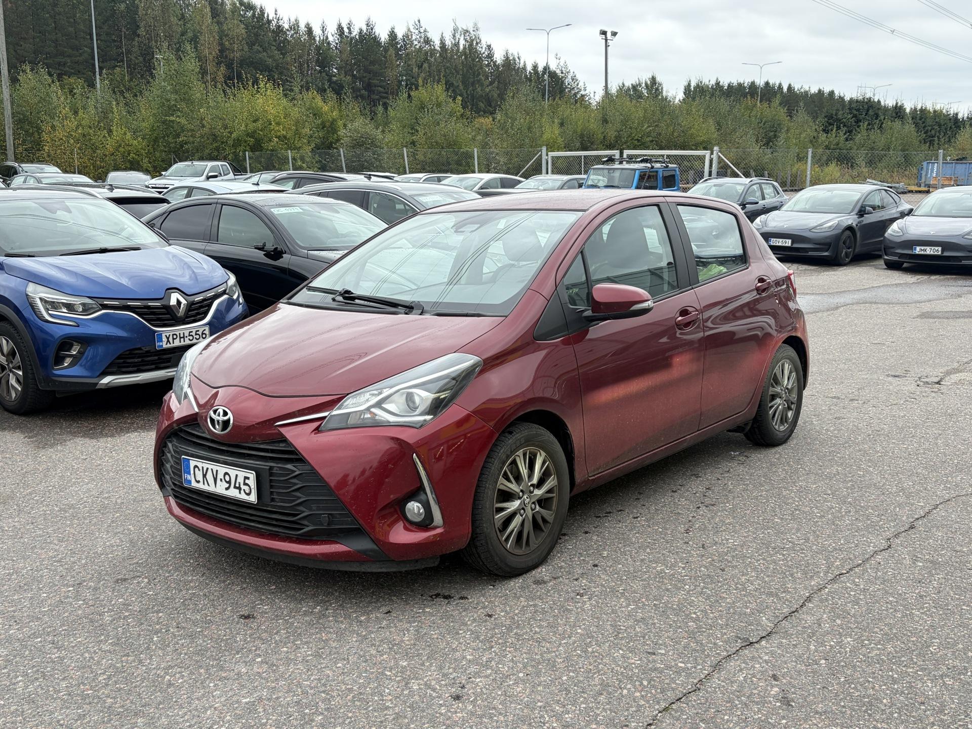 Pienoiskuva 2: 2017 Toyota Yaris